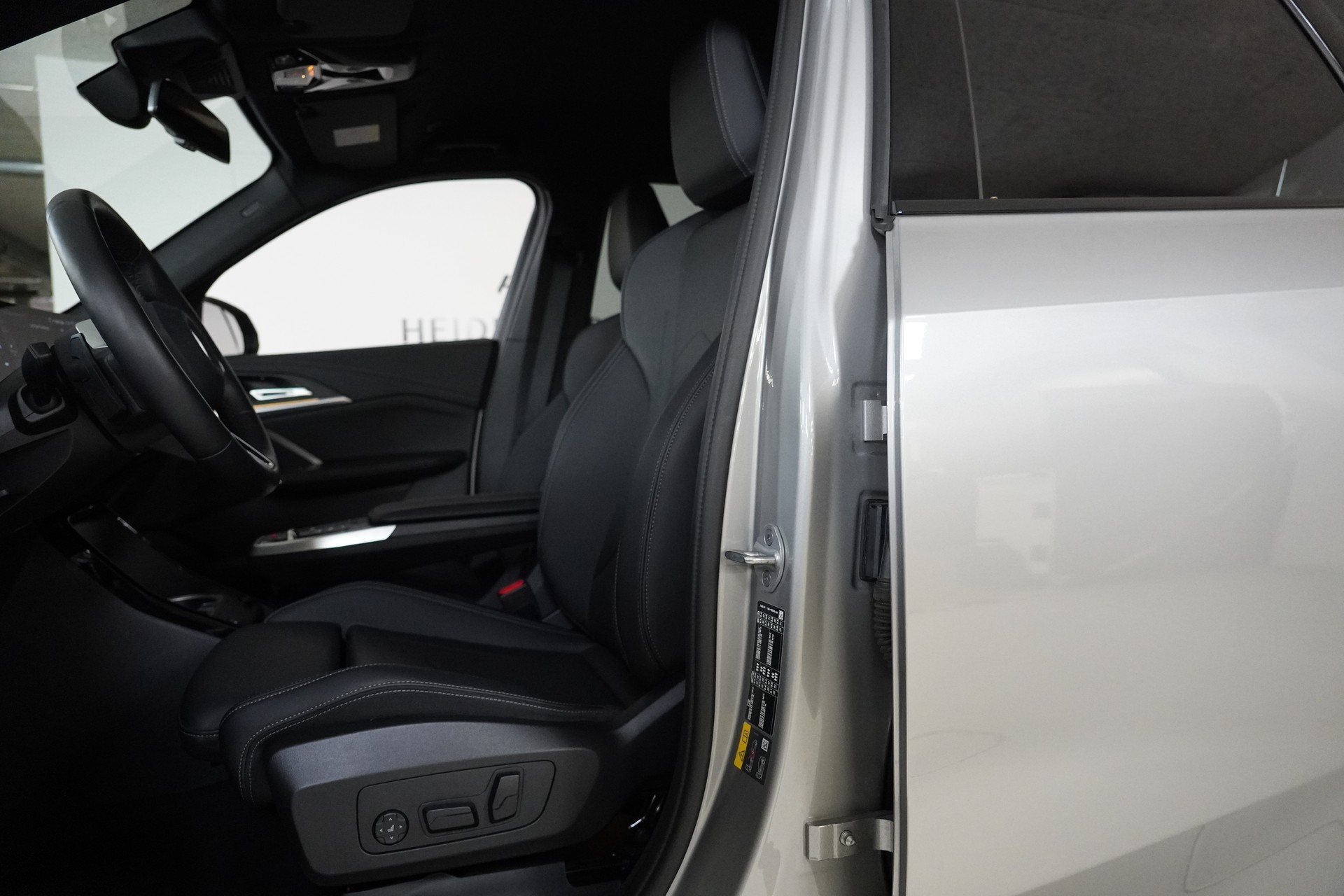BMW X1 xDrive 30e M Sport-image-11