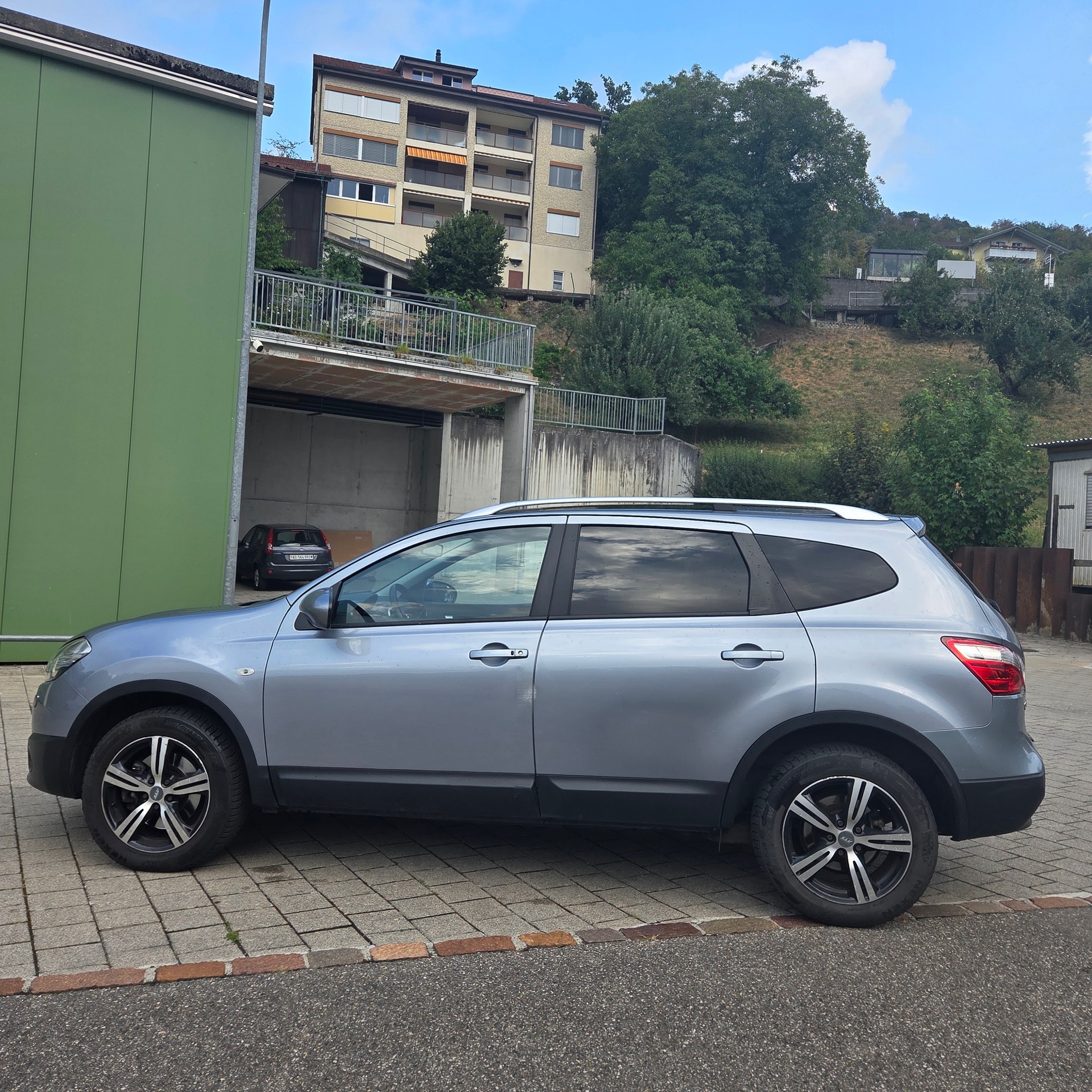 NISSAN Qashqai +2 2.0 dCi 4WD acenta Automatic-image-4
