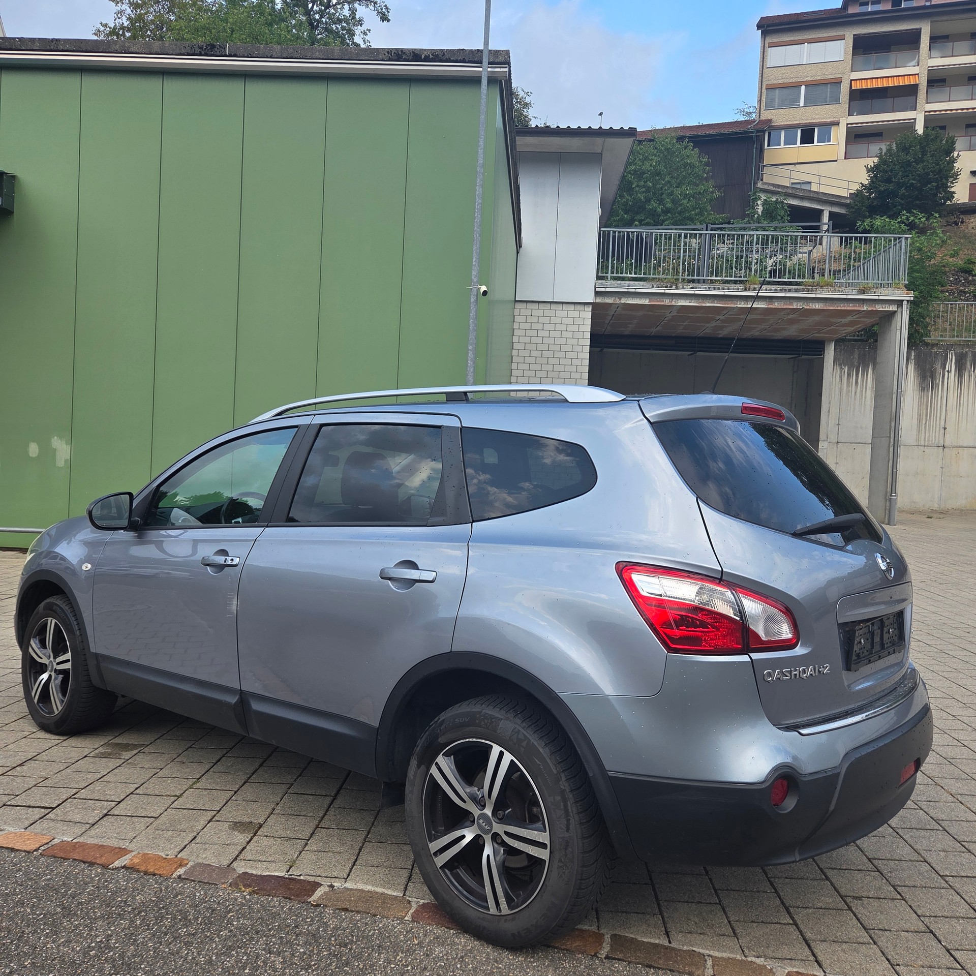 NISSAN Qashqai +2 2.0 dCi 4WD acenta Automatic-image-2
