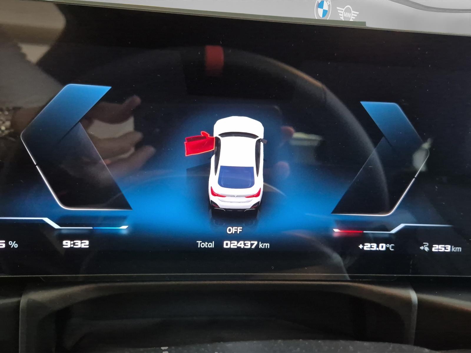 BMW i4 M60-image-8