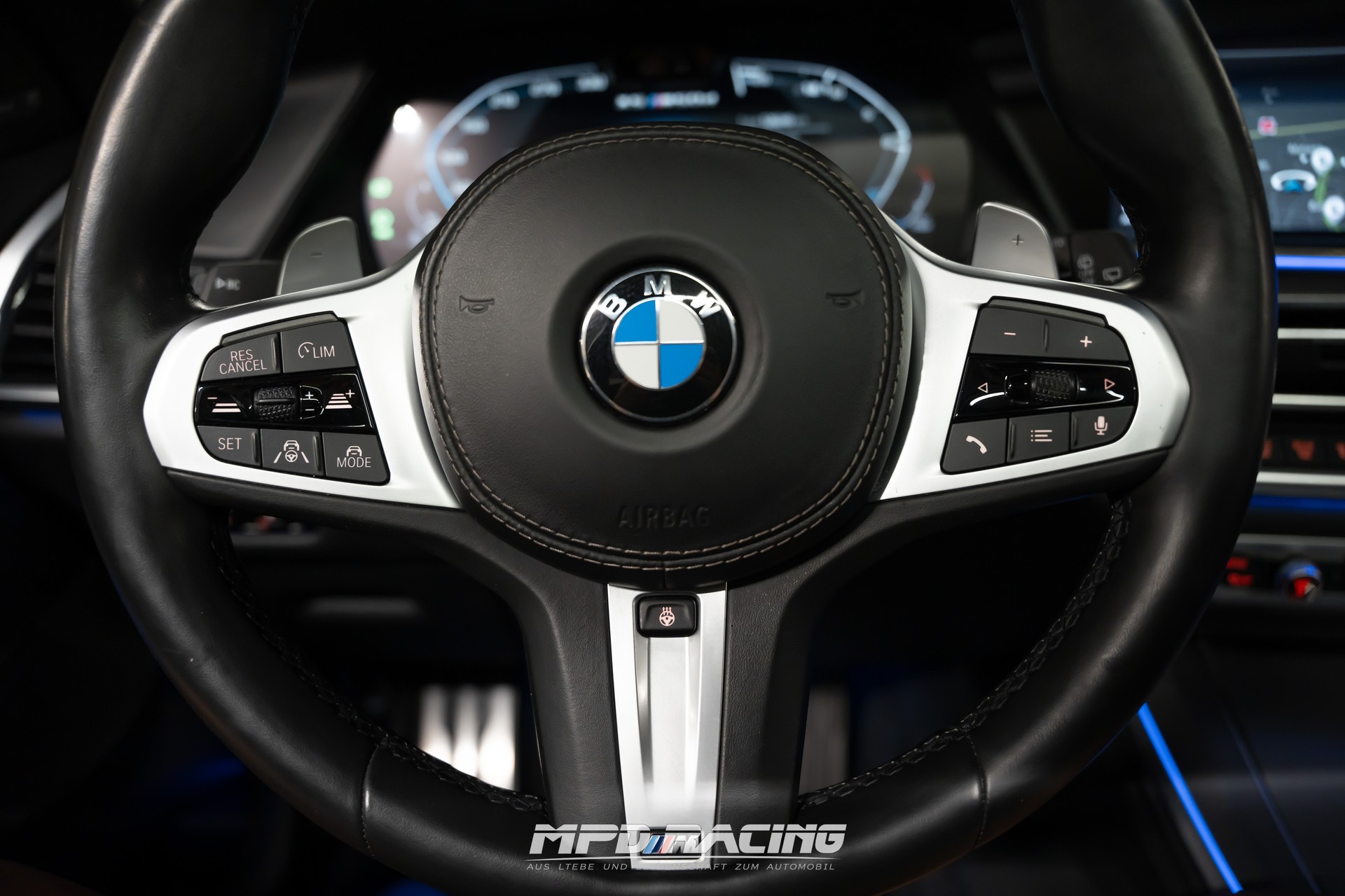 BMW X5 xDrive M50d Steptronic-image-15