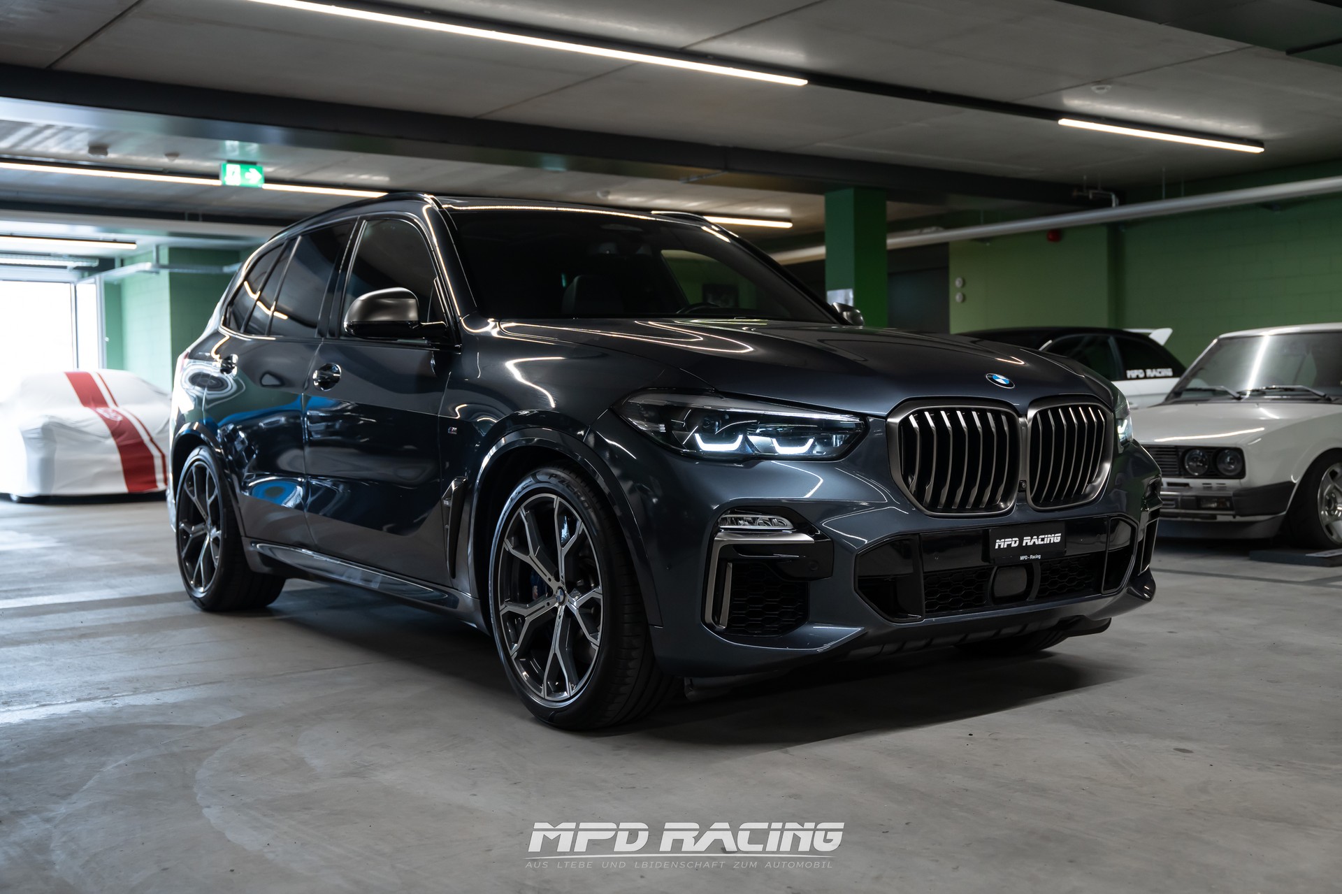 BMW X5 xDrive M50d Steptronic-image-2