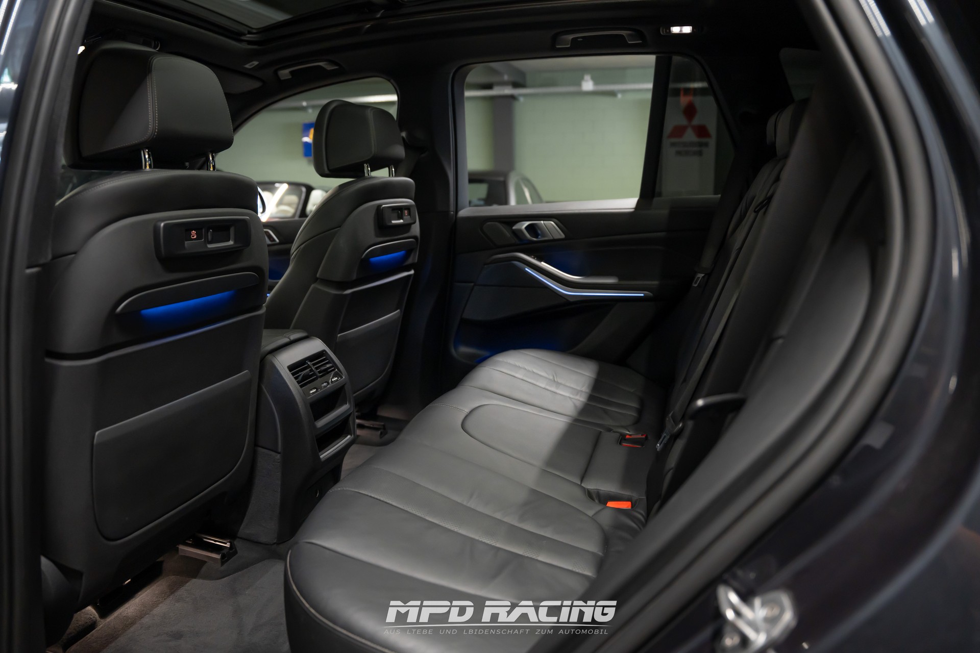 BMW X5 xDrive M50d Steptronic-image-10