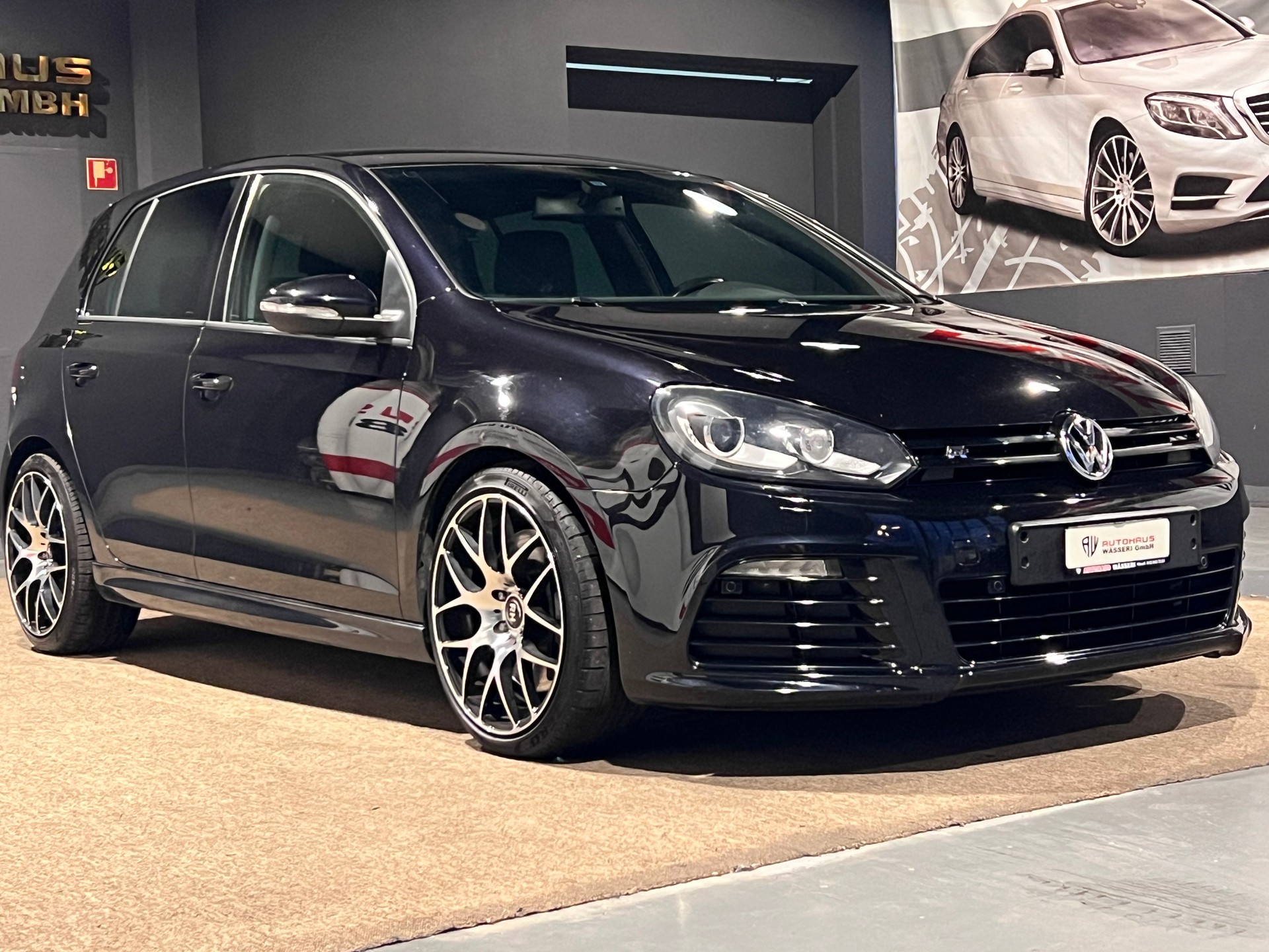 VW Golf 2.0 TSI R 4Motion DSG-image-0