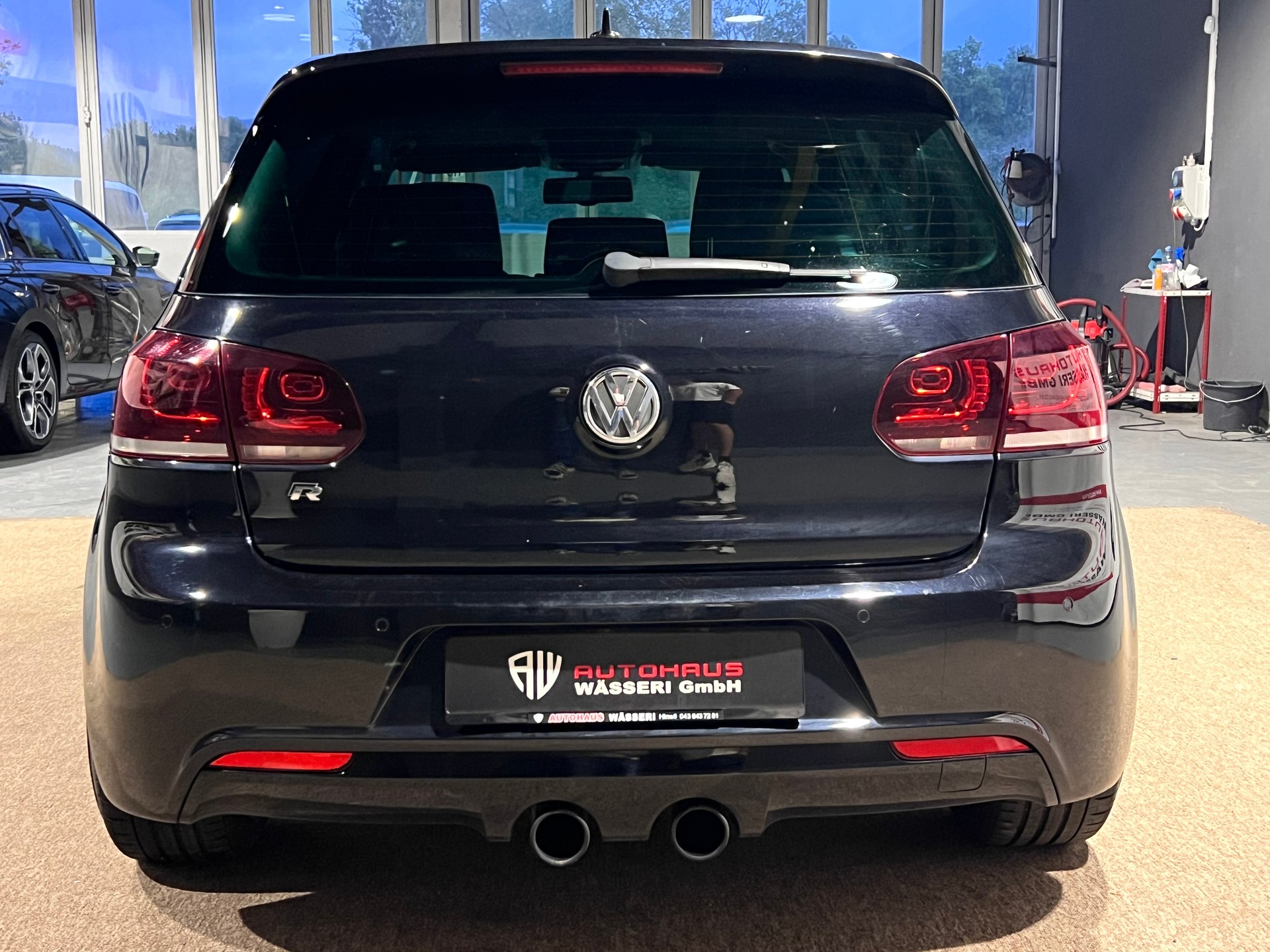 VW Golf 2.0 TSI R 4Motion DSG-image-3