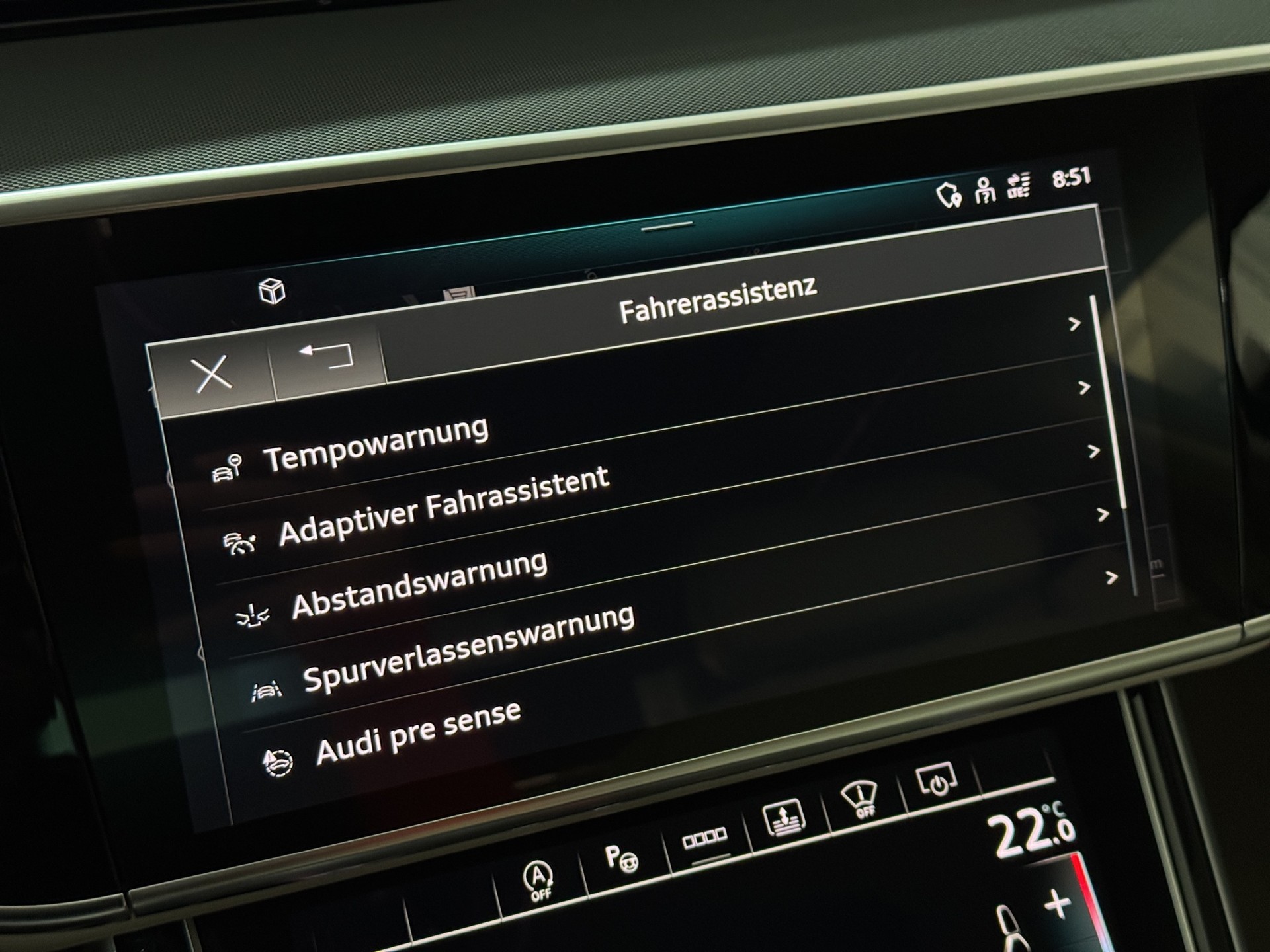 AUDI A8 55 L TFSI quattro tiptronic-image-25