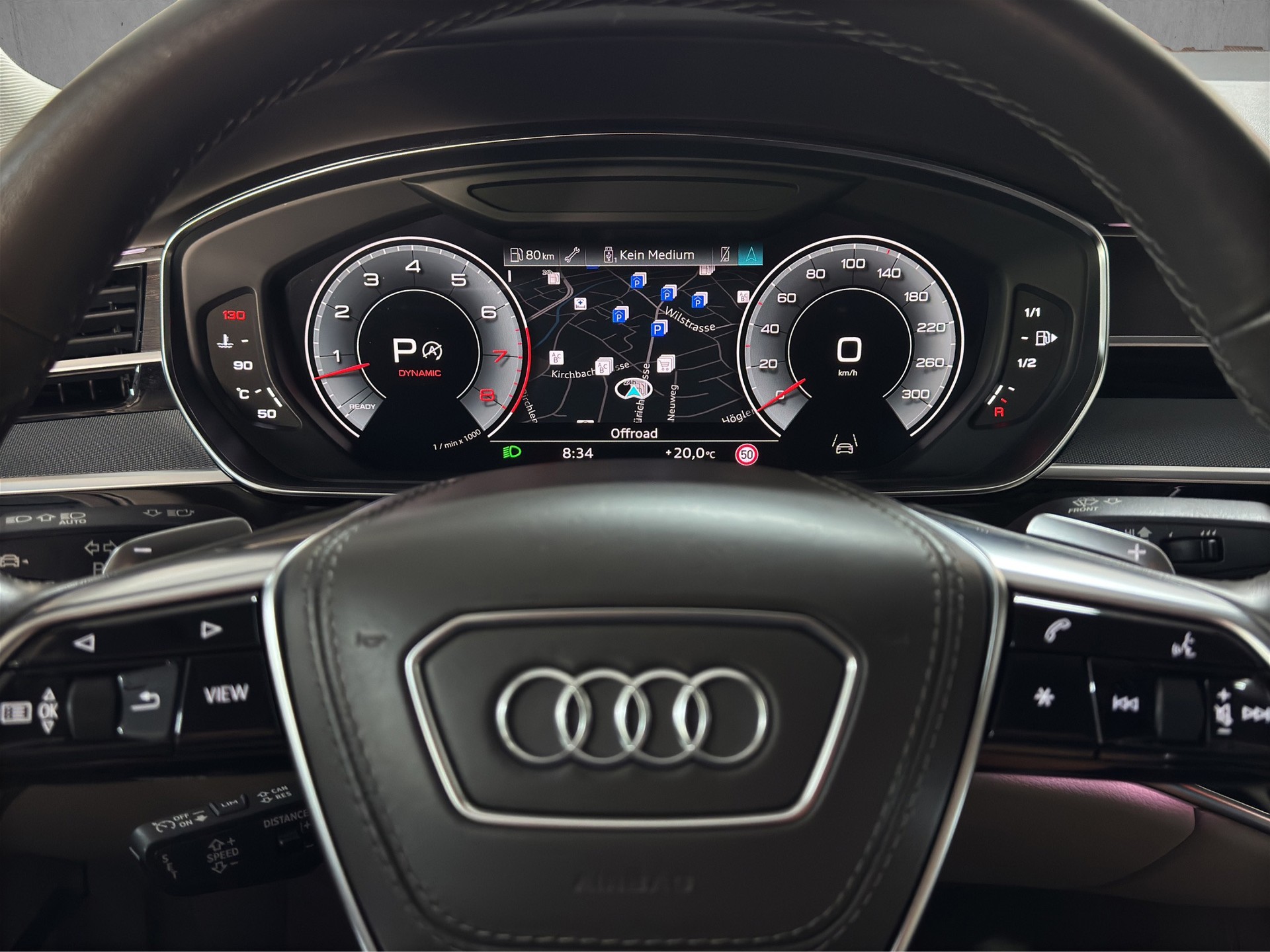 AUDI A8 55 L TFSI quattro tiptronic-image-18