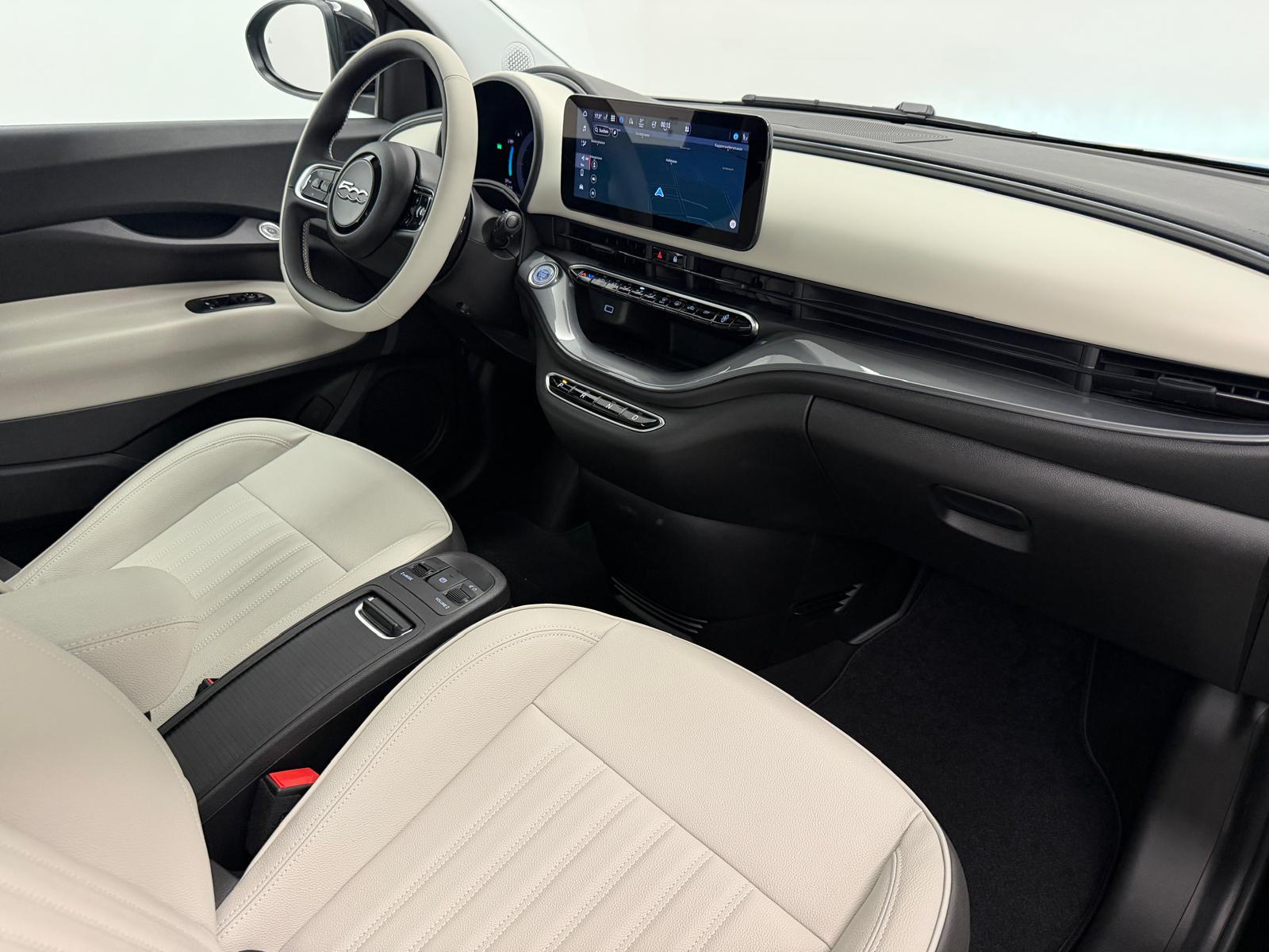 FIAT 500 La Prima-image-10