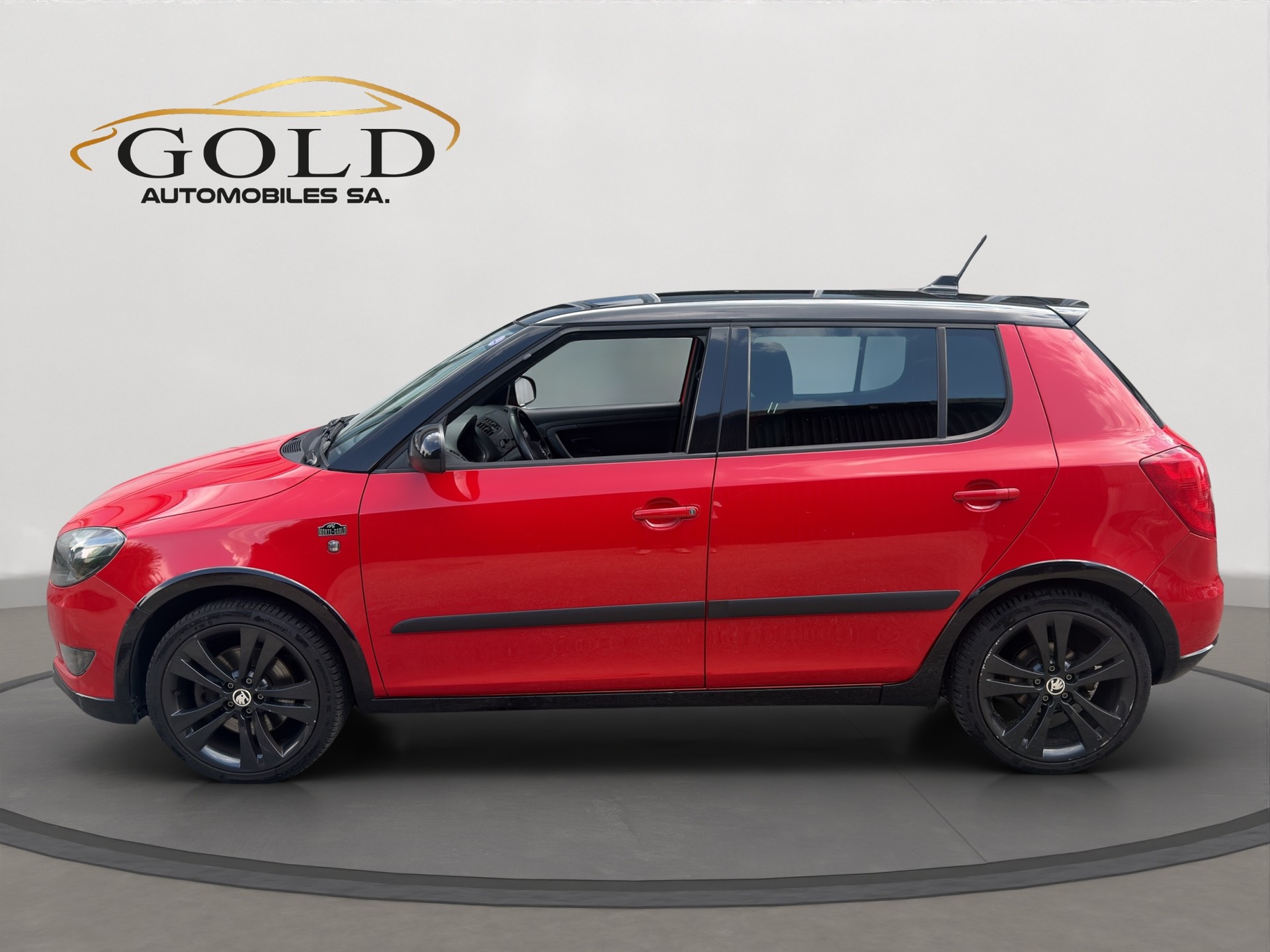 SKODA Fabia 1.2 TSI Monte Carlo-image-9