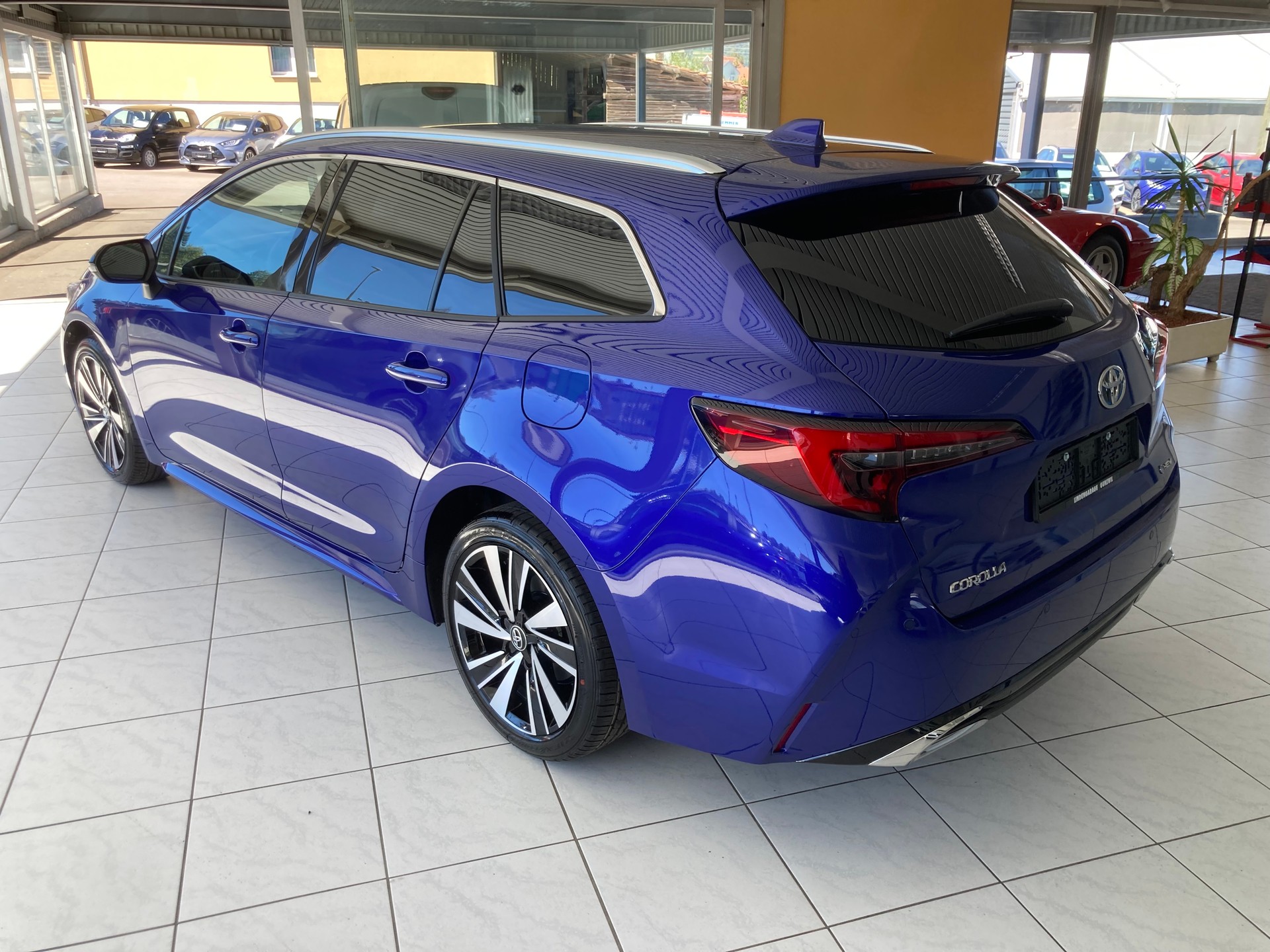 TOYOTA Corolla Touring Sports 1.8 HSD Comfort e-CVT-image-6