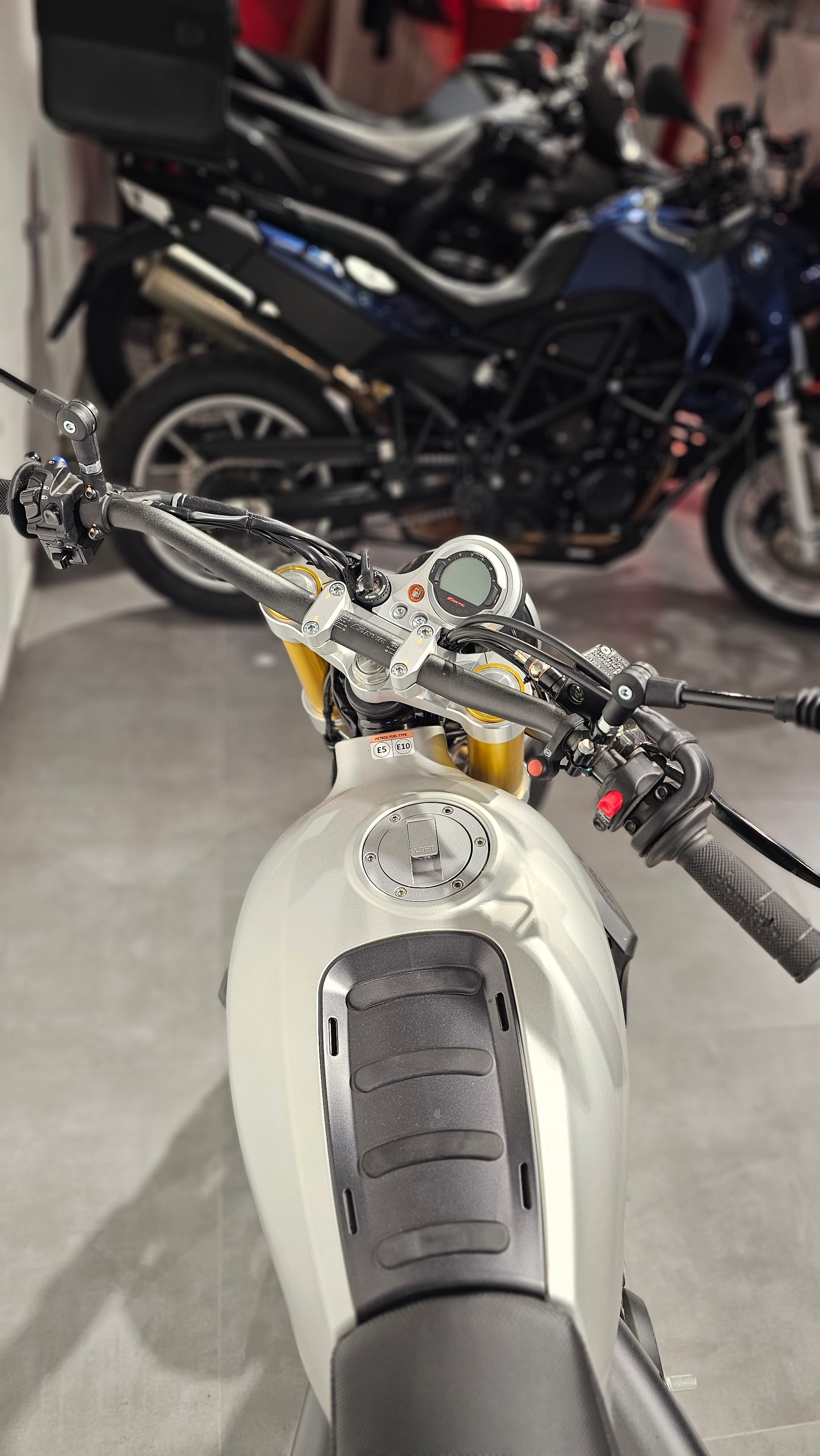 FANTIC Caballero 125-image-8