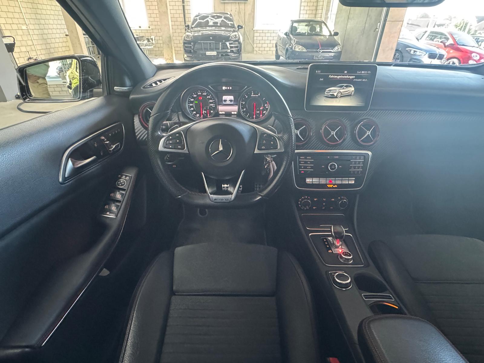 MERCEDES-BENZ A 45 AMG-image-9