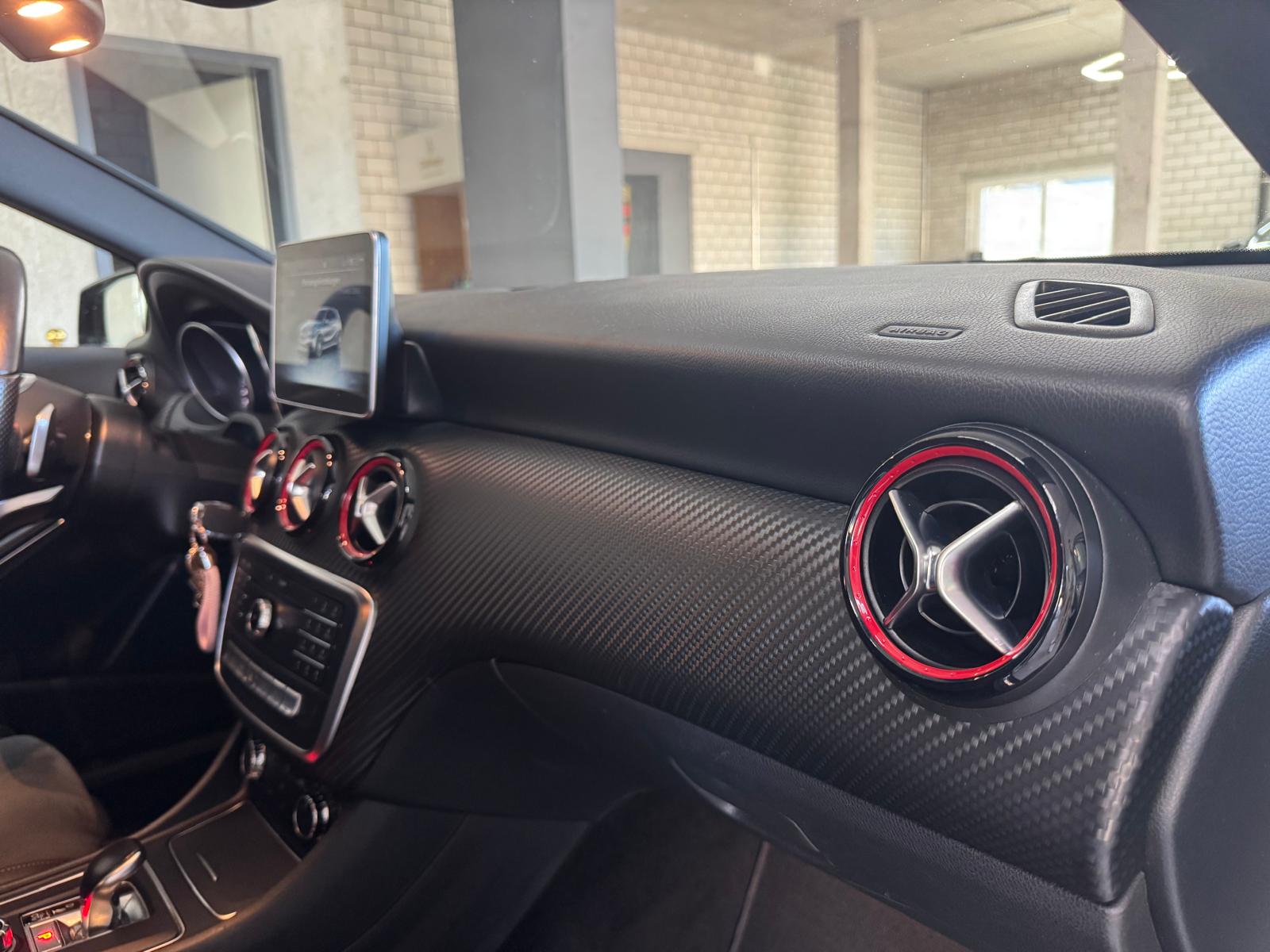 MERCEDES-BENZ A 45 AMG-image-12