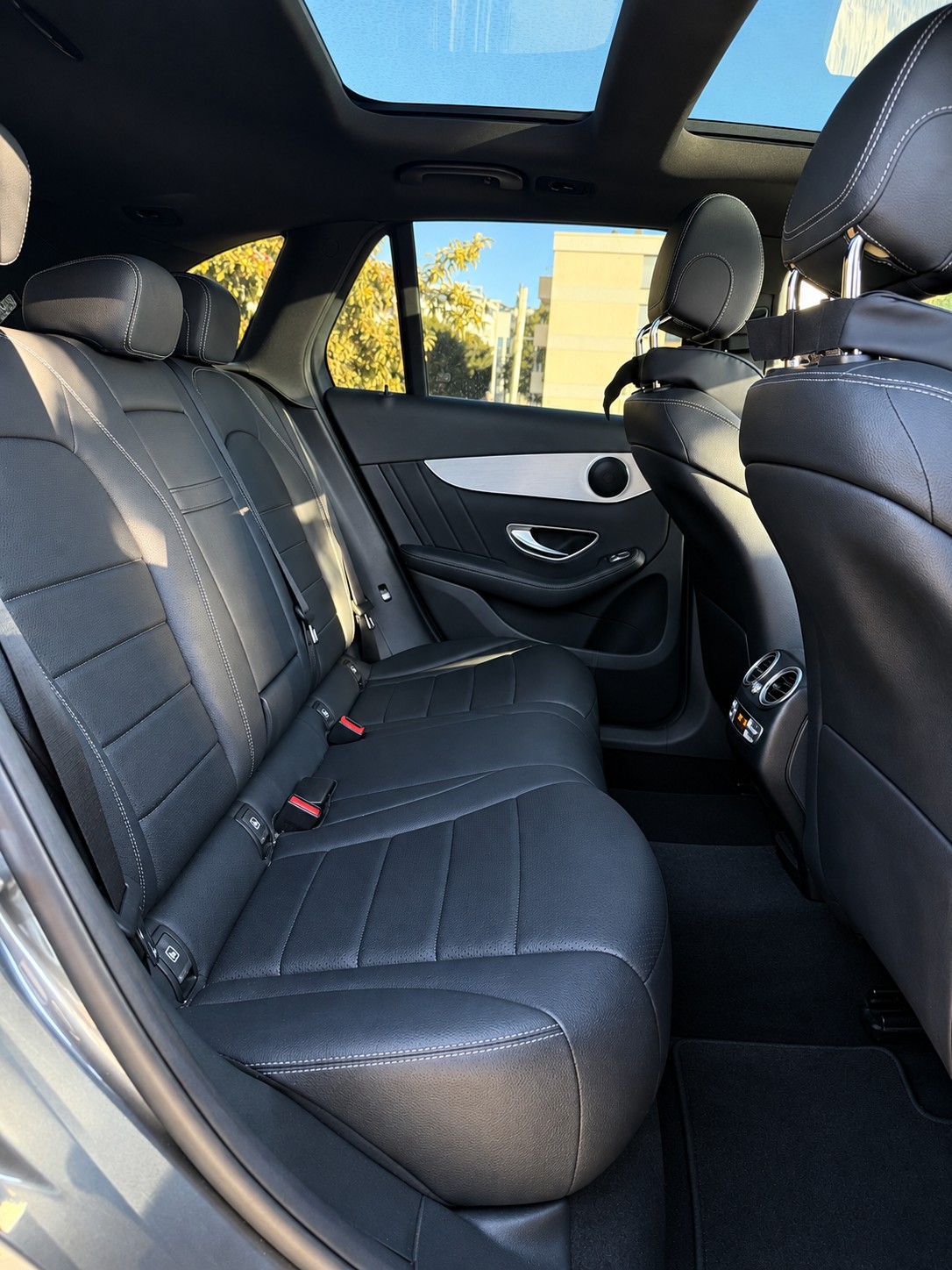 MERCEDES-BENZ GLC 250 d Off-Road 4m-image-3