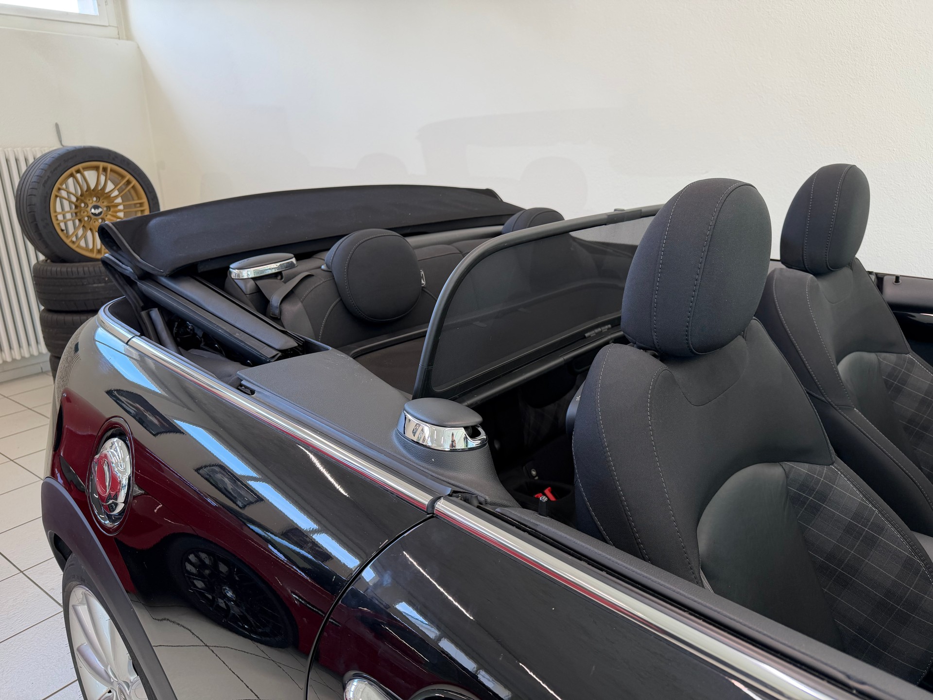MINI Cooper S Cabriolet-image-15