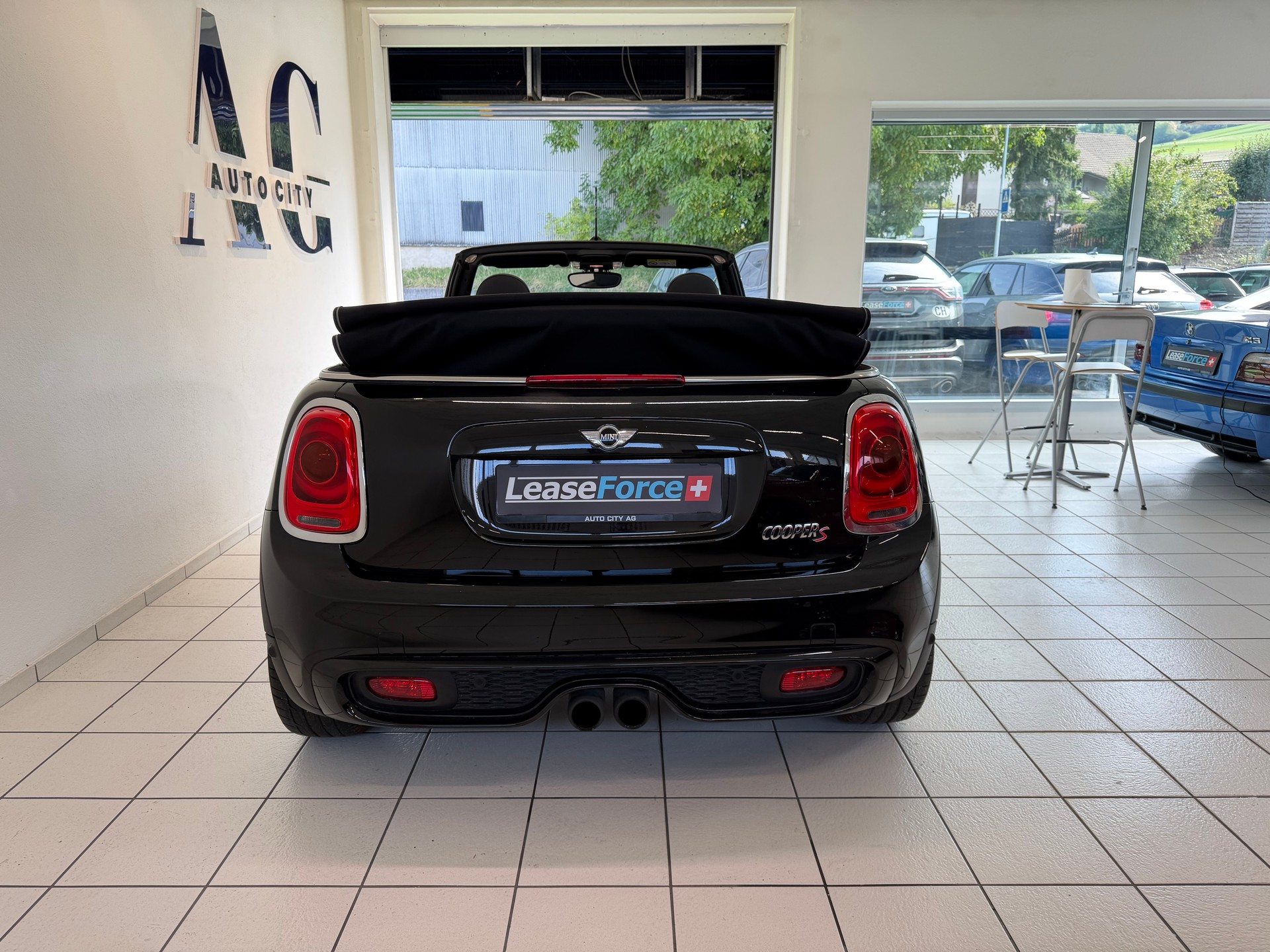 MINI Cooper S Cabriolet-image-3