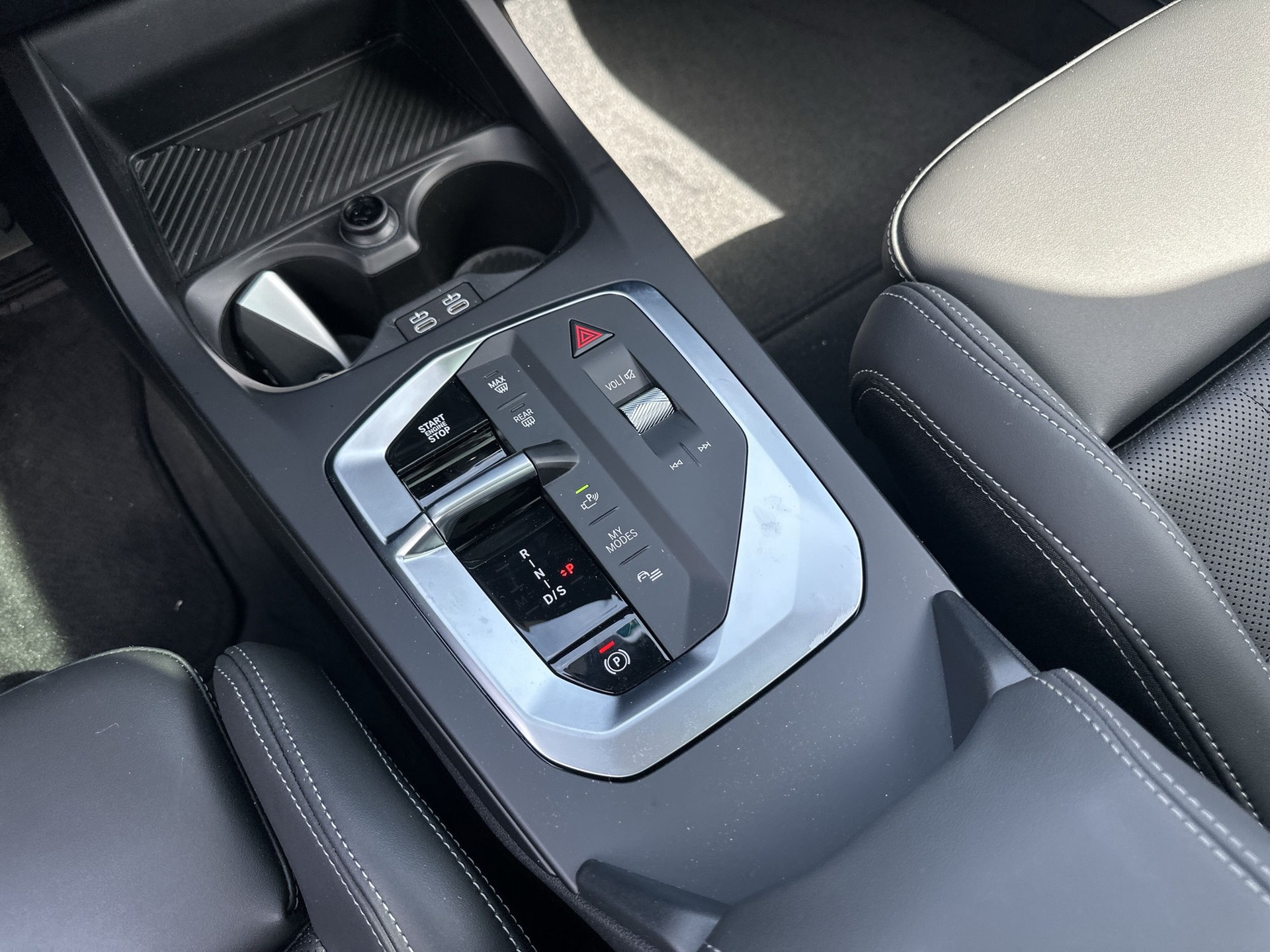 BMW 120 M Sport Steptronic-image-12