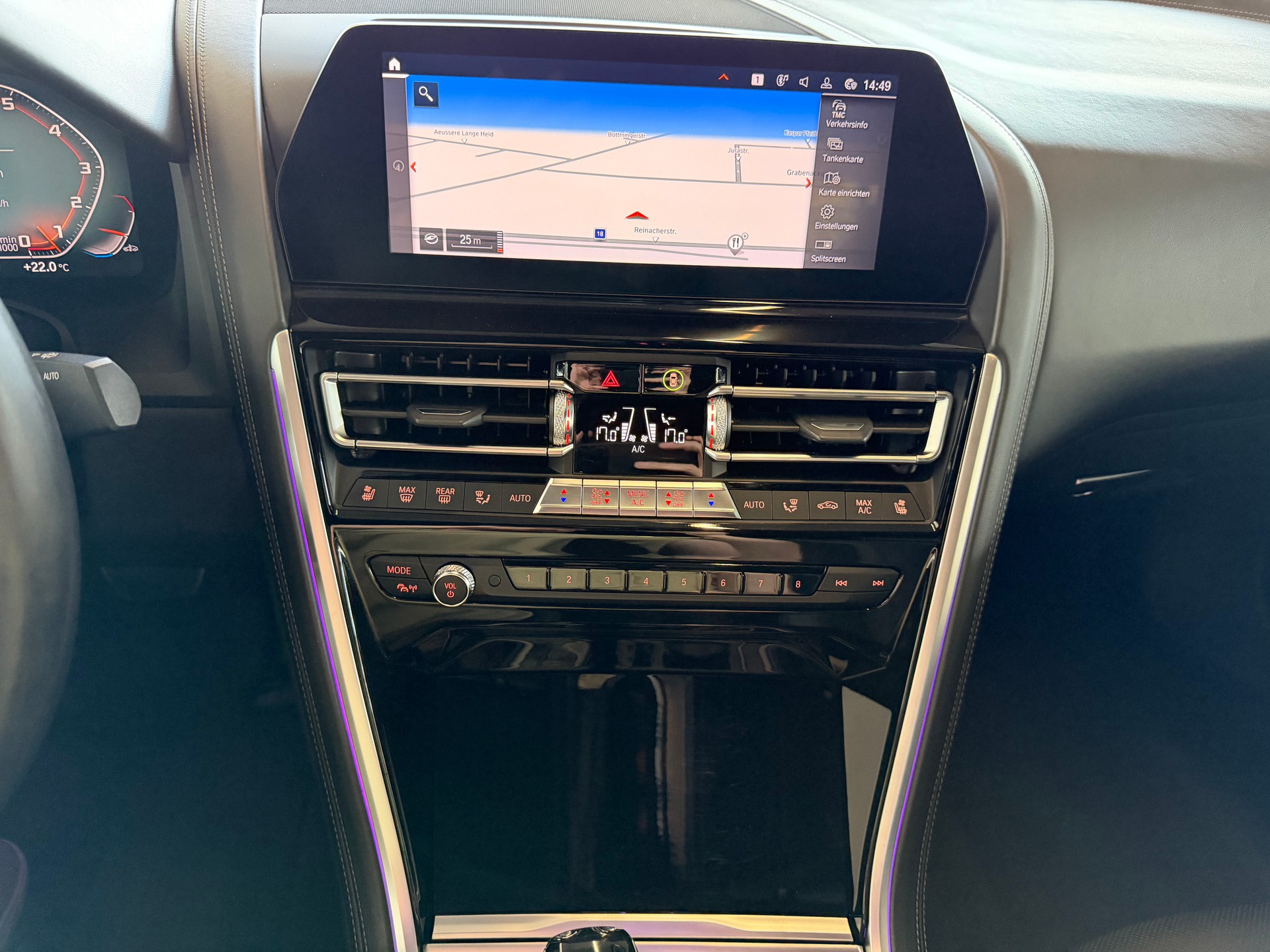 BMW M850i xDrive First Edition Steptronic * 530 PS * 4X4 *-image-9