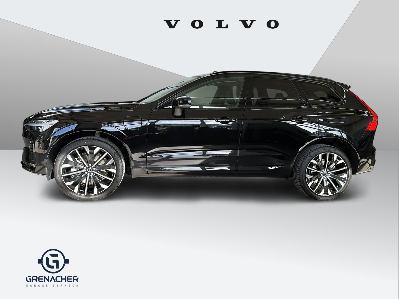 VOLVO XC60 2.0 T6 TE Ultra Dark eAWD-image-1