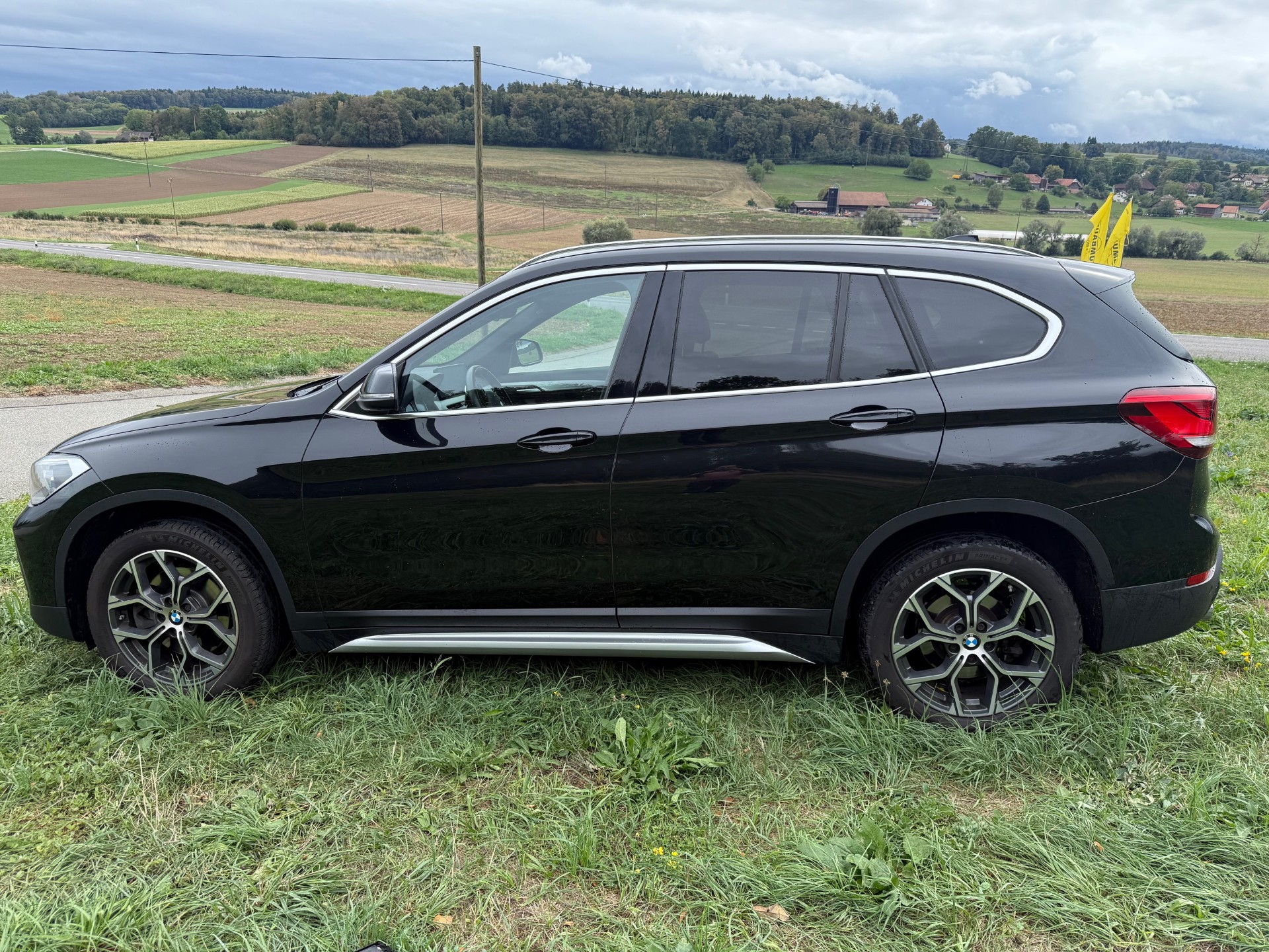 BMW X1 xDrive 20i Sport Line Steptronic-image-3