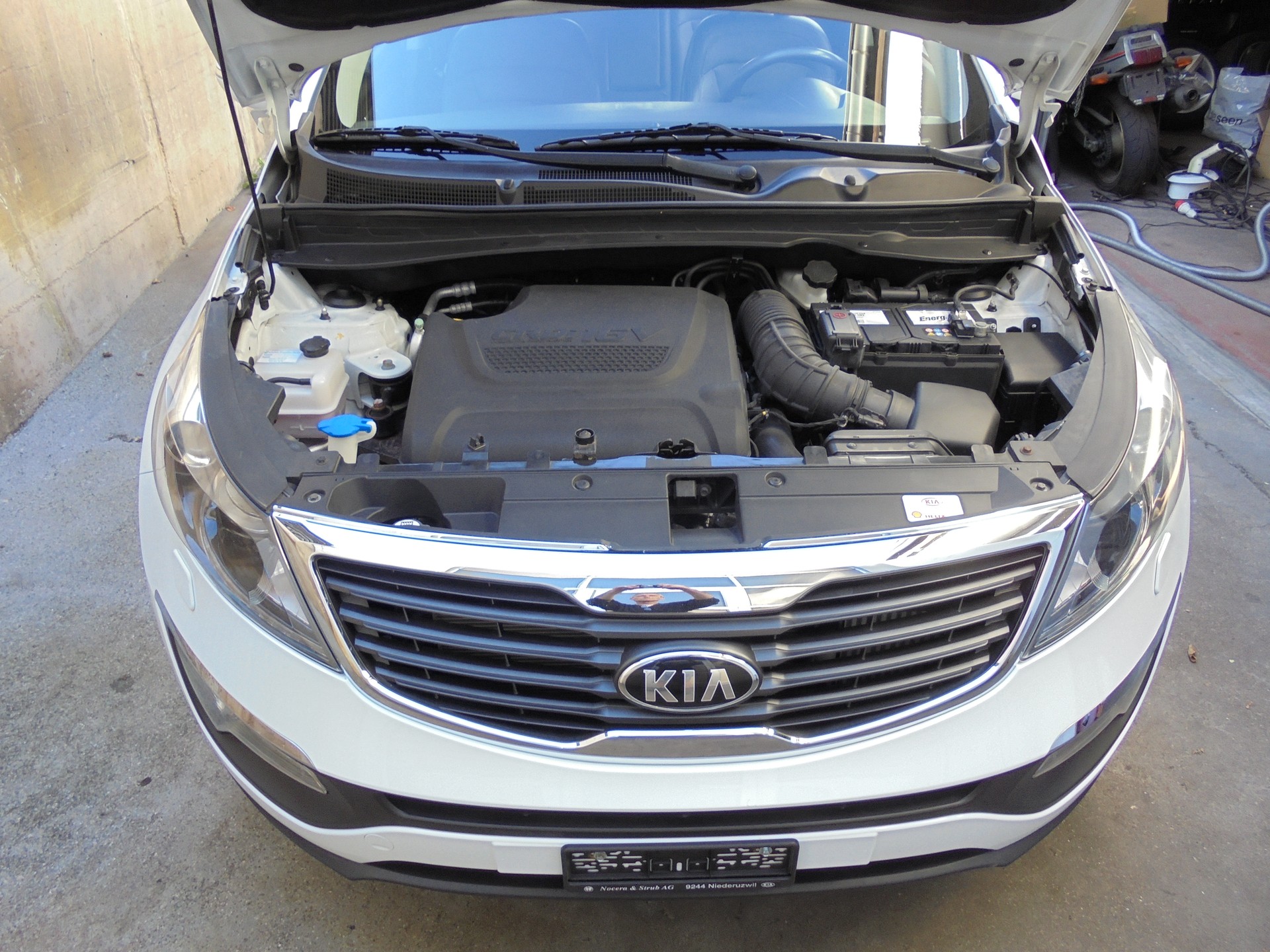 KIA Sportage 2.0 CRDi Style 4WD-image-13