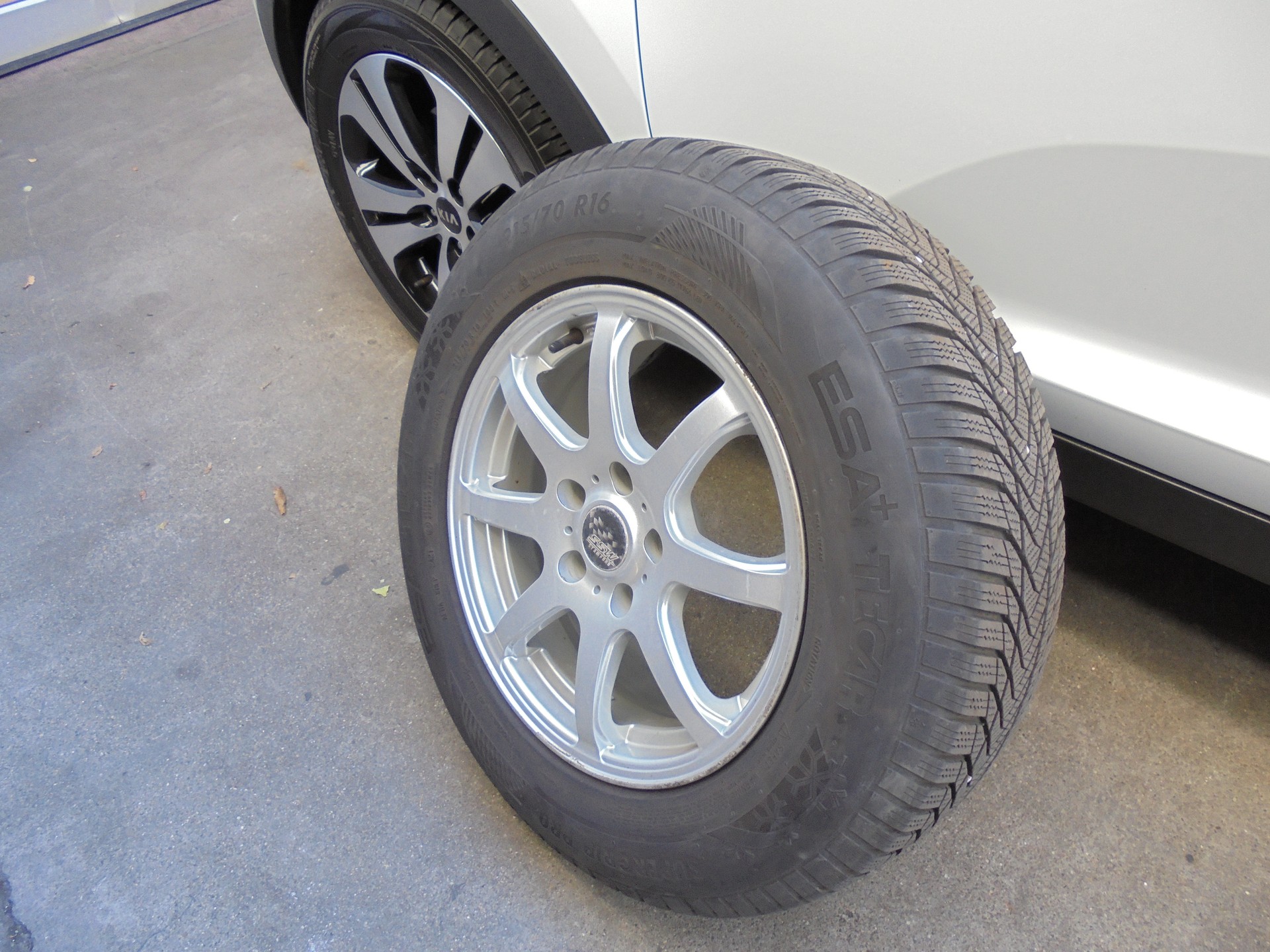 KIA Sportage 2.0 CRDi Style 4WD-image-14