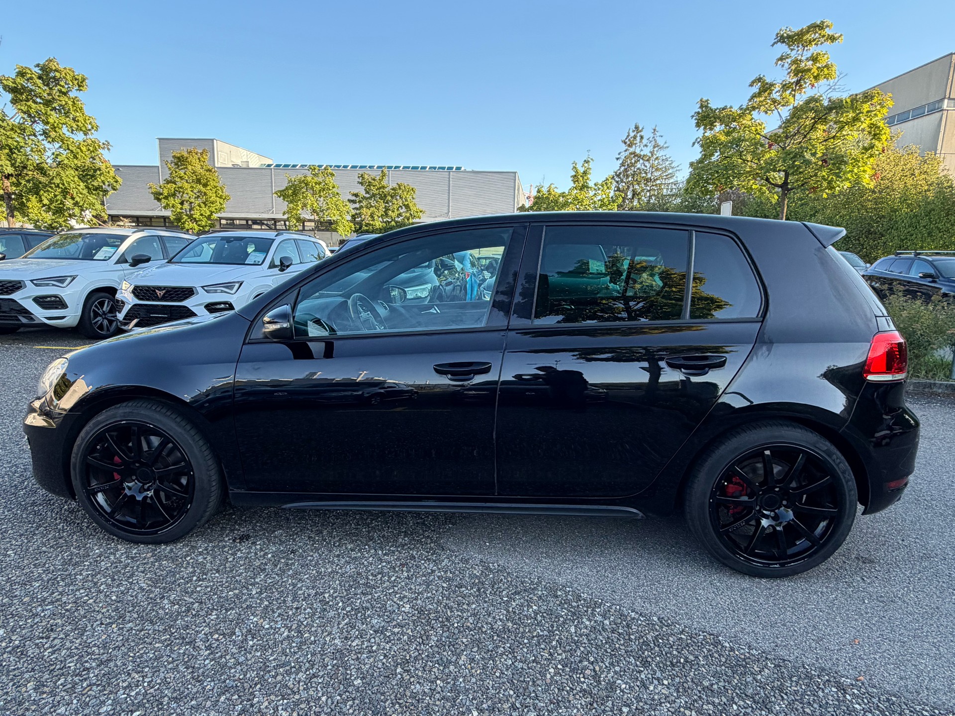 VW Golf 2.0 TSI GTI-image-7