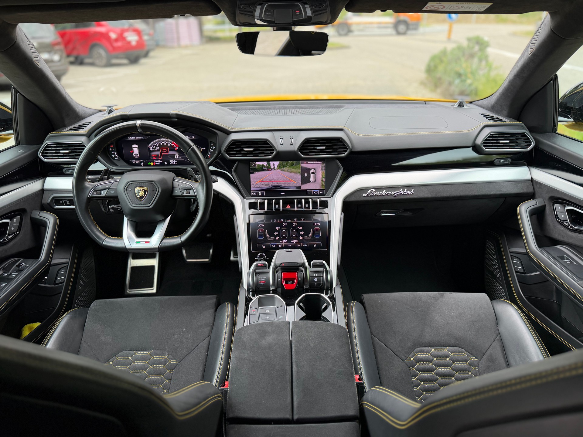 LAMBORGHINI Urus E-Gear-image-6