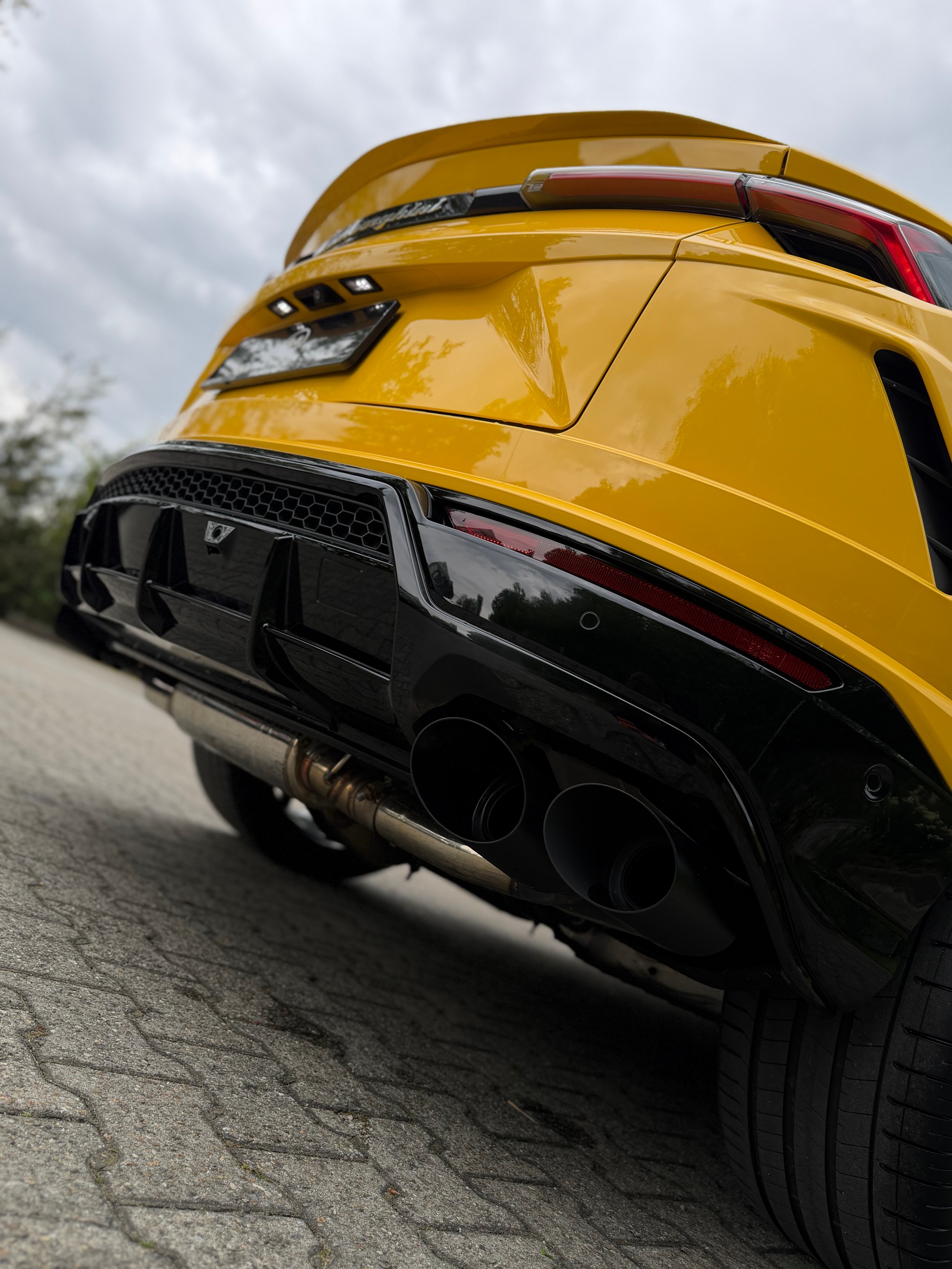 LAMBORGHINI Urus E-Gear-image-13