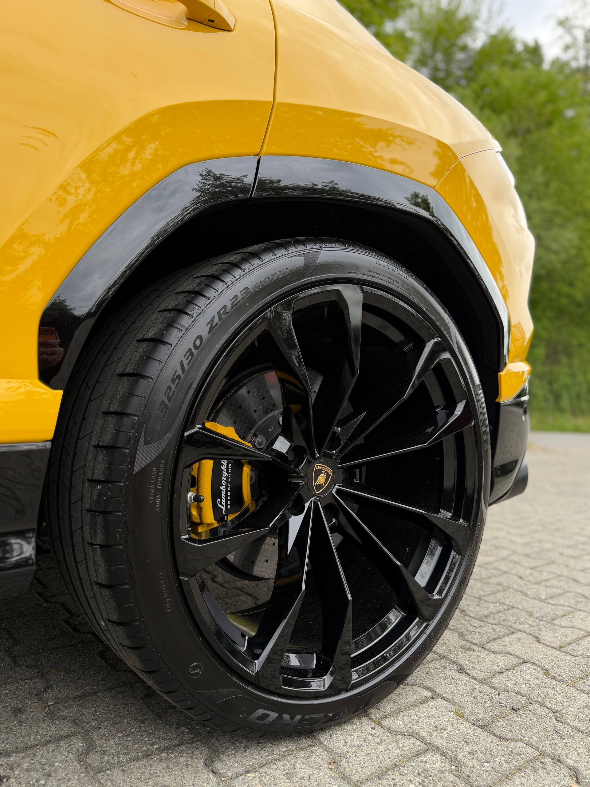 LAMBORGHINI Urus E-Gear-image-12