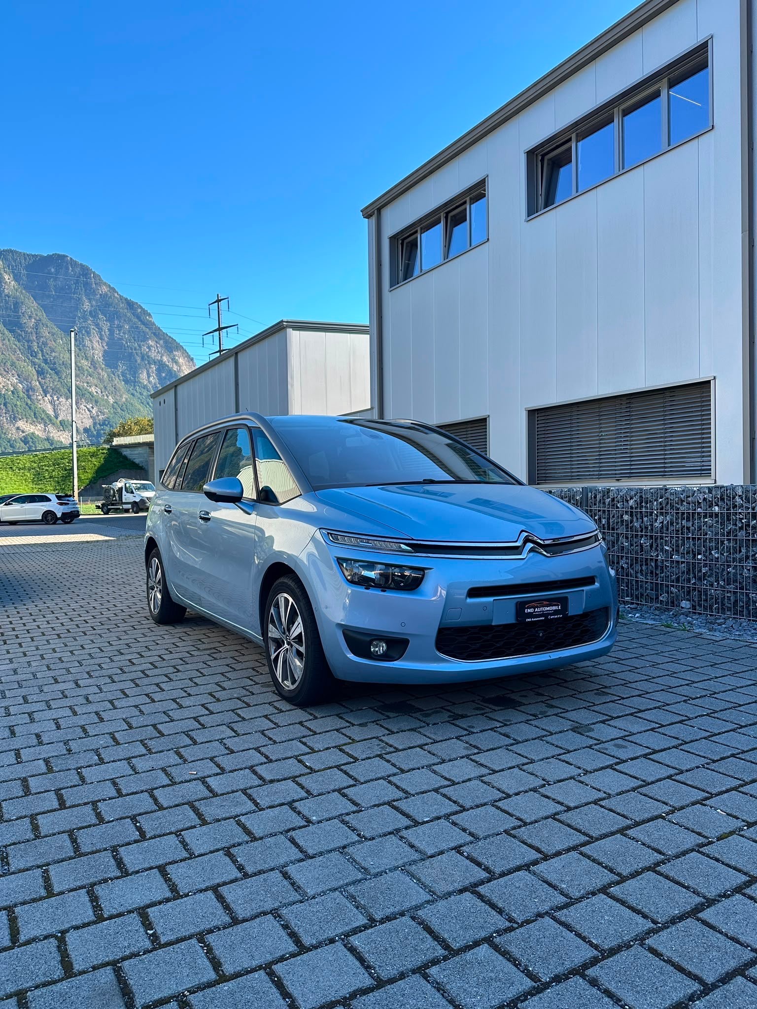 CITROEN Grand C4 Picasso 2.0 BlueHDi Intensive Automatic-image-1