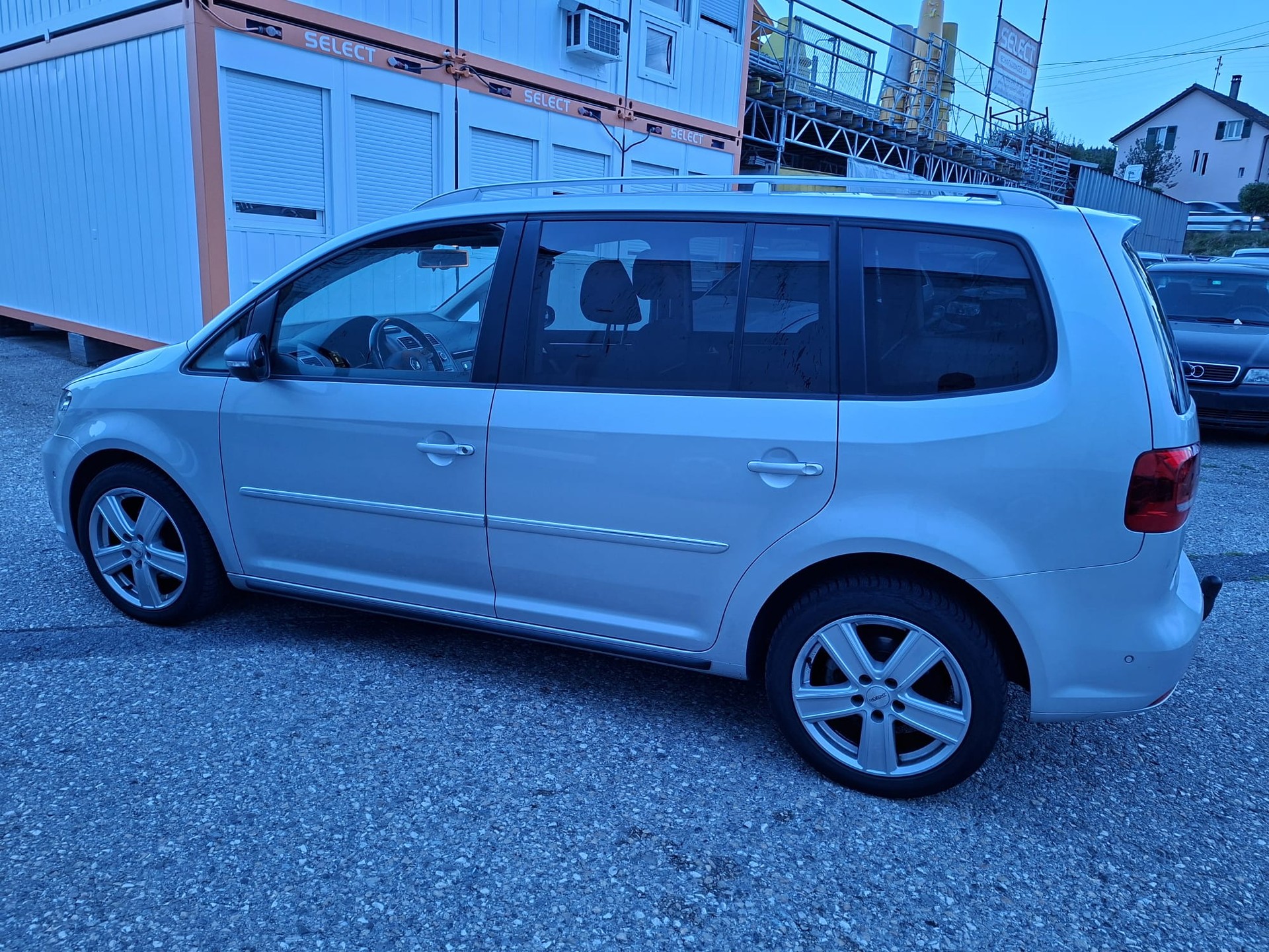 VW Touran 1.4 TSI Trendline-image-7