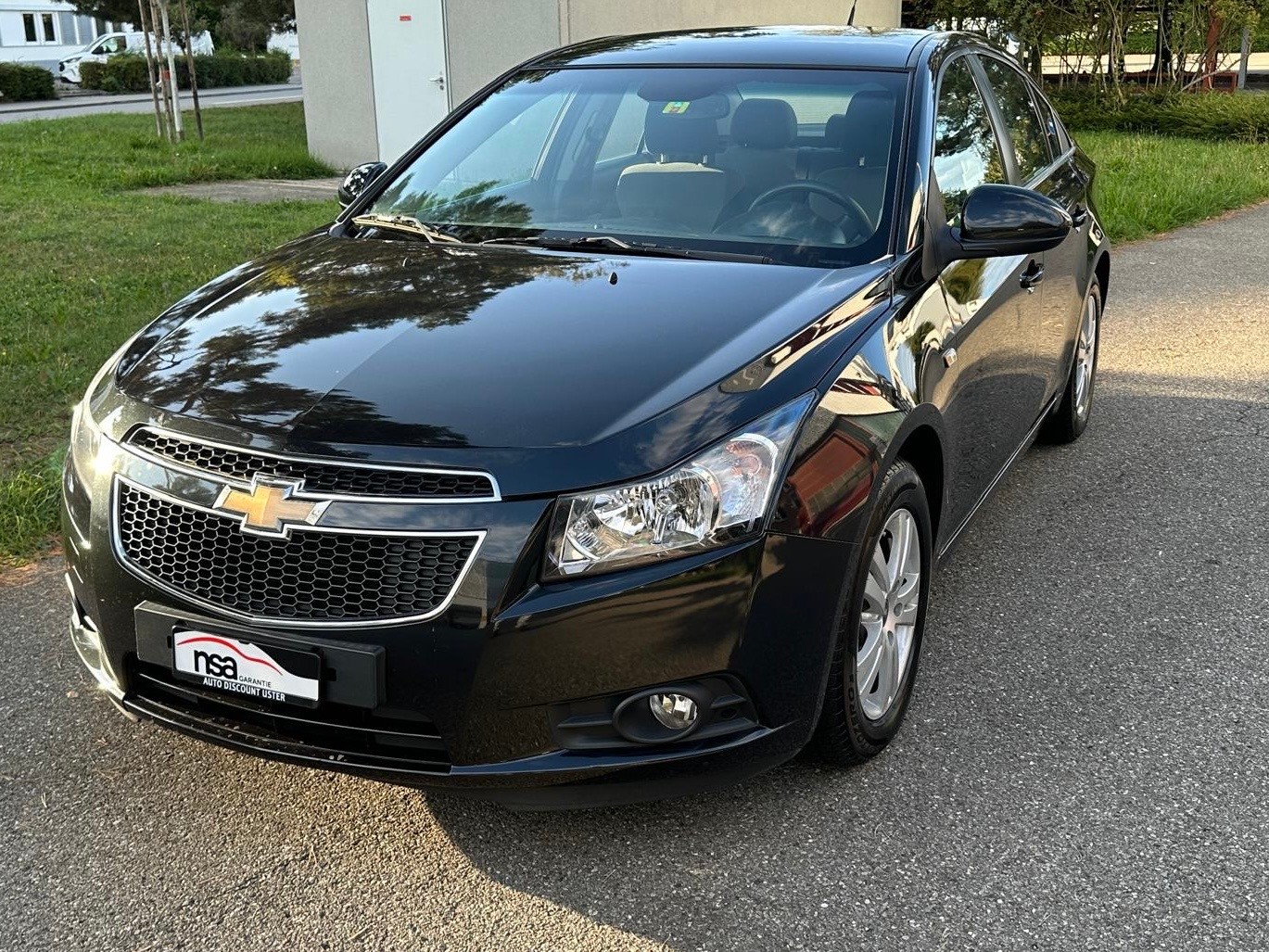 CHEVROLET Cruze 2.0 VCDi LT-image-1