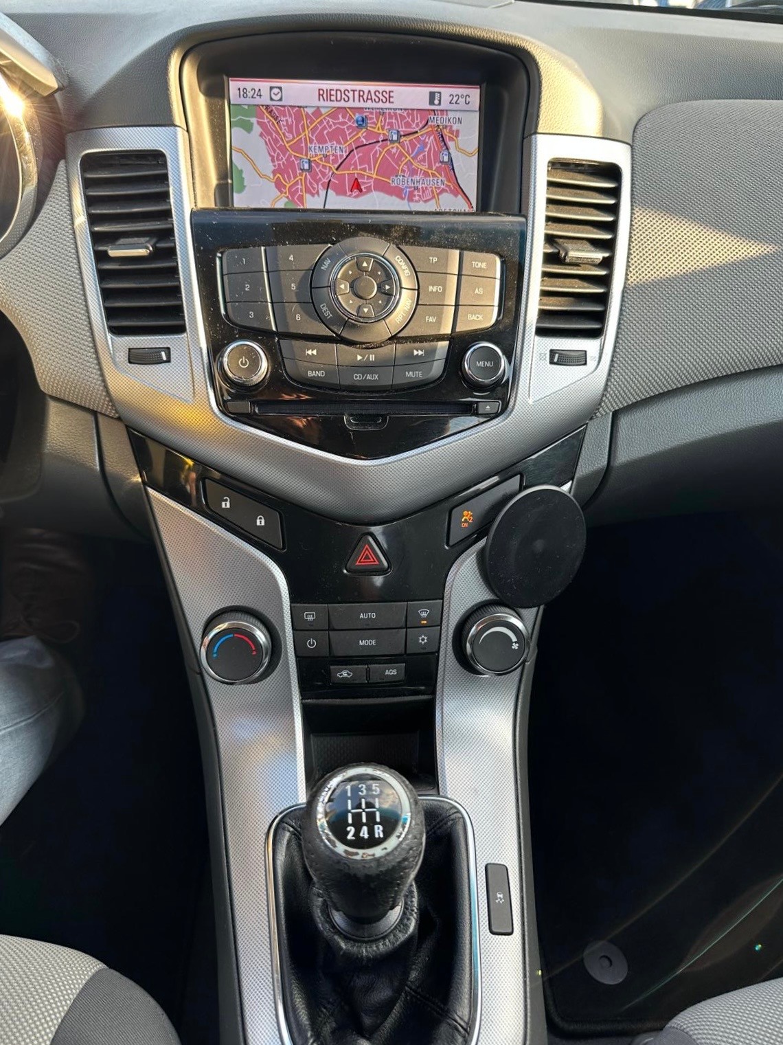 CHEVROLET Cruze 2.0 VCDi LT-image-5