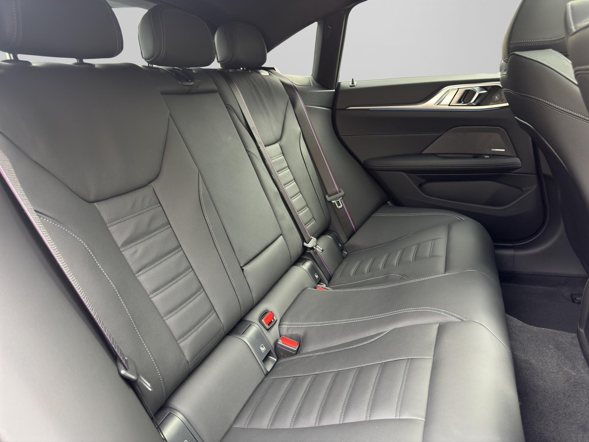 BMW i4 M60 xDrive Gran Coupé M Sport Pro-image-19