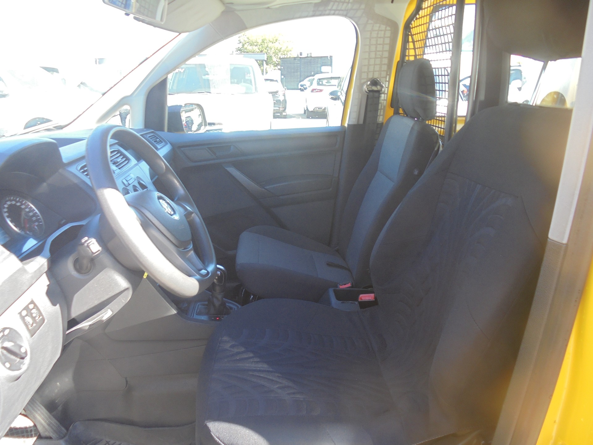 VW Caddy Maxi 2.0TDI 4Mot. BlueMotion Technology DSG-image-7