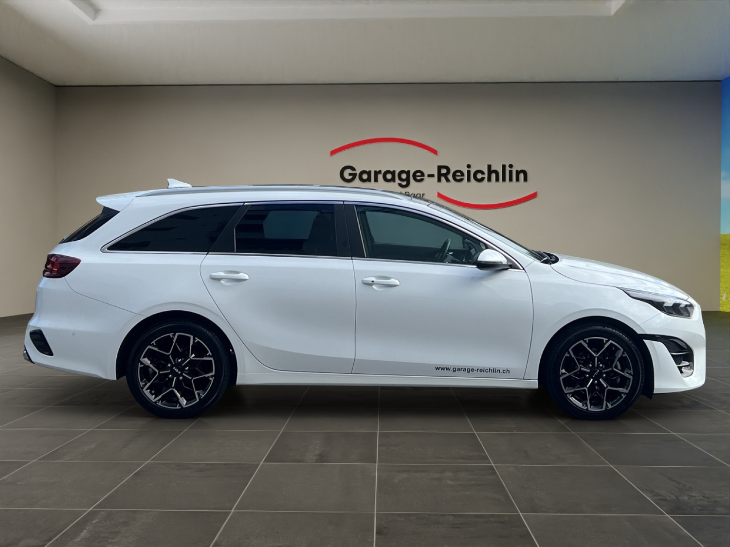 KIA Ceed SW 1.5 T-GDi MHEV GT-Line-image-5