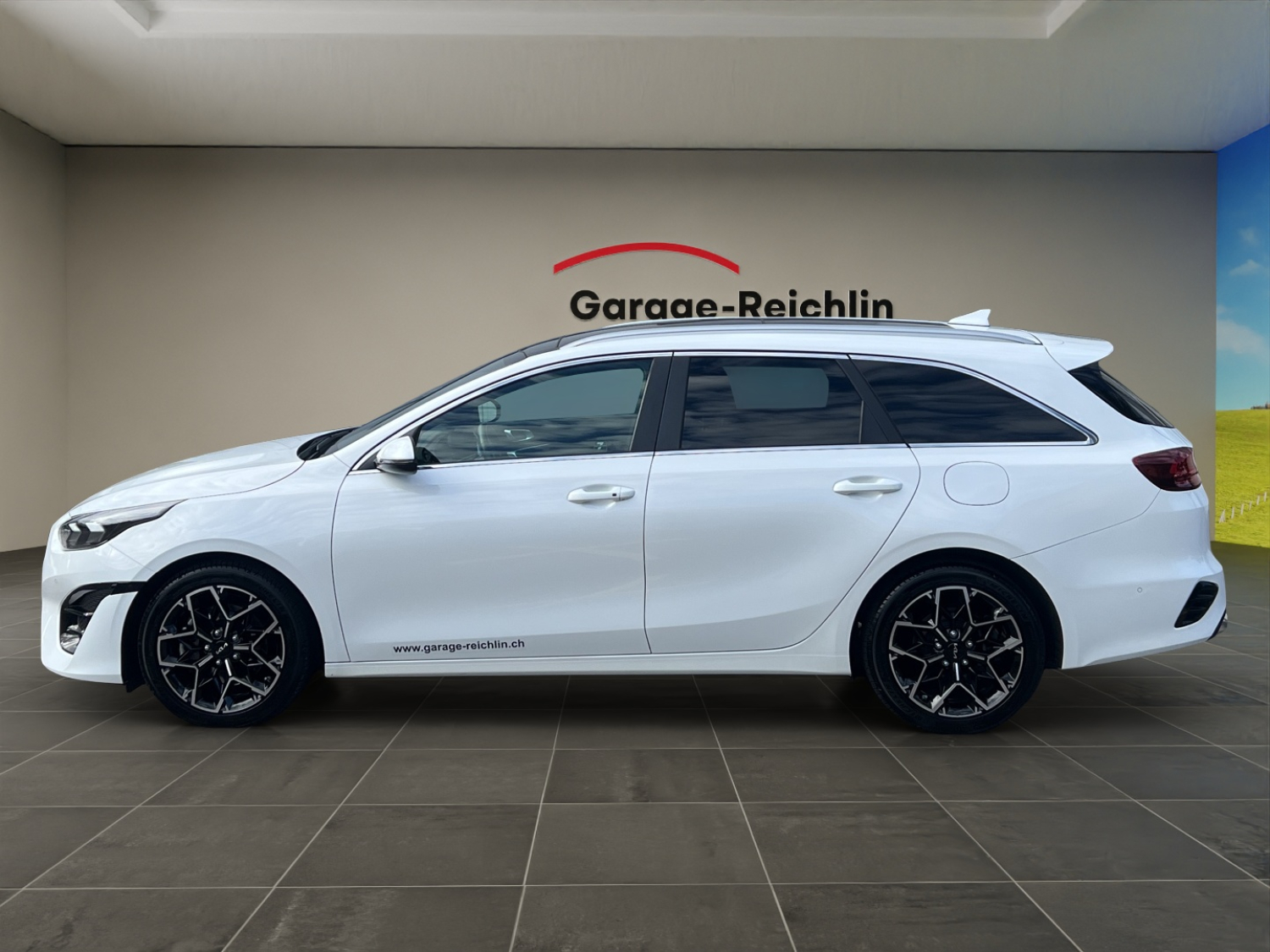 KIA Ceed SW 1.5 T-GDi MHEV GT-Line-image-1