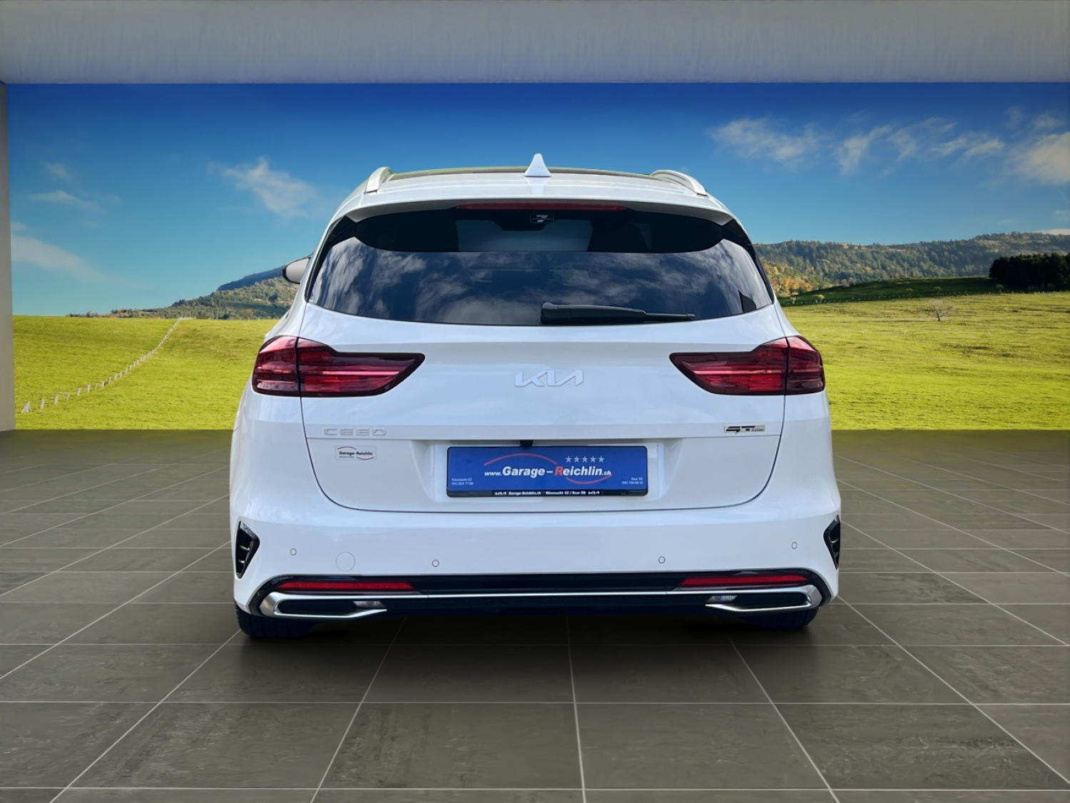KIA Ceed SW 1.5 T-GDi MHEV GT-Line-image-3