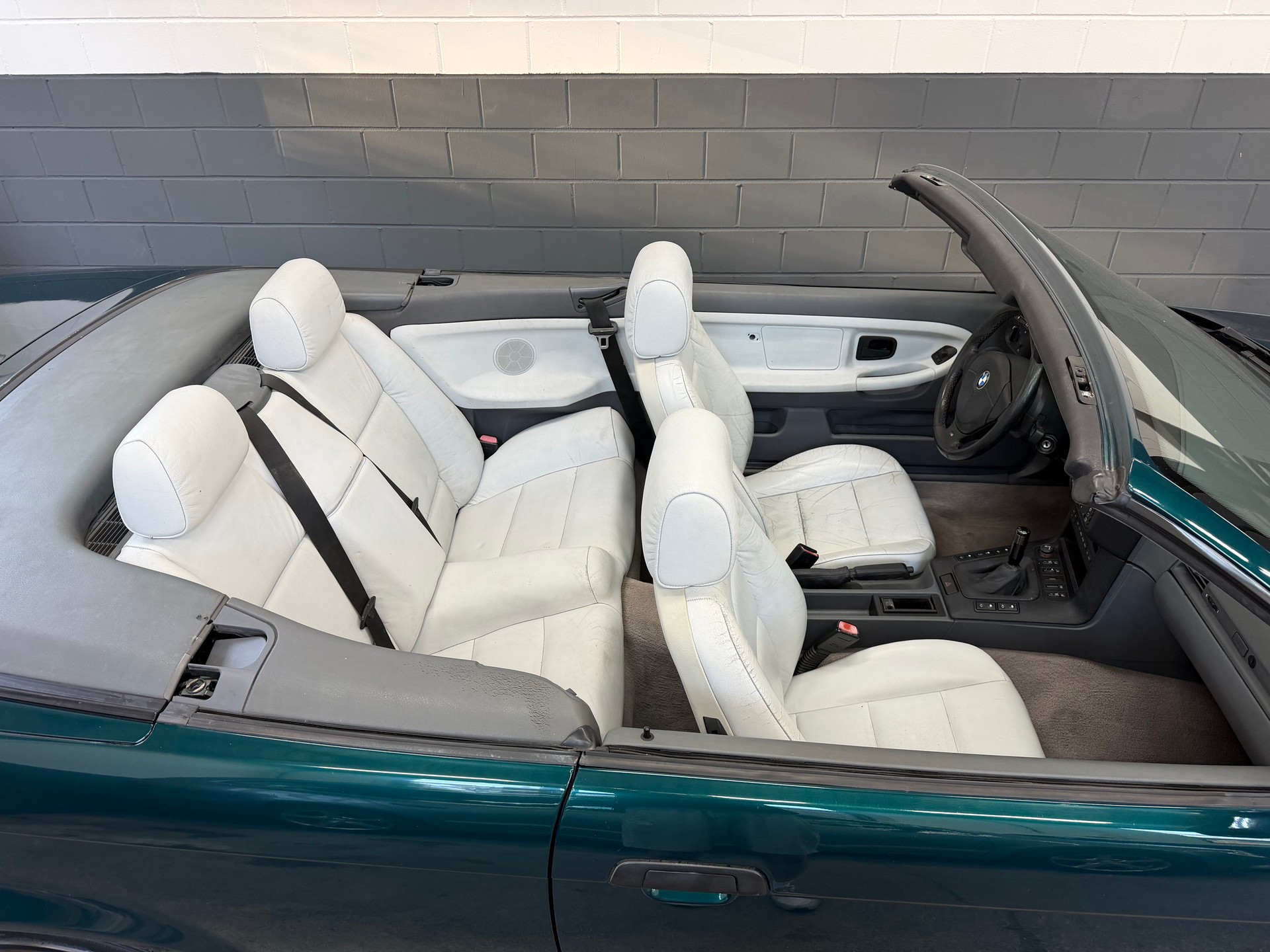 BMW 320i Cabrio Sport //NEU AB MFK!-image-11