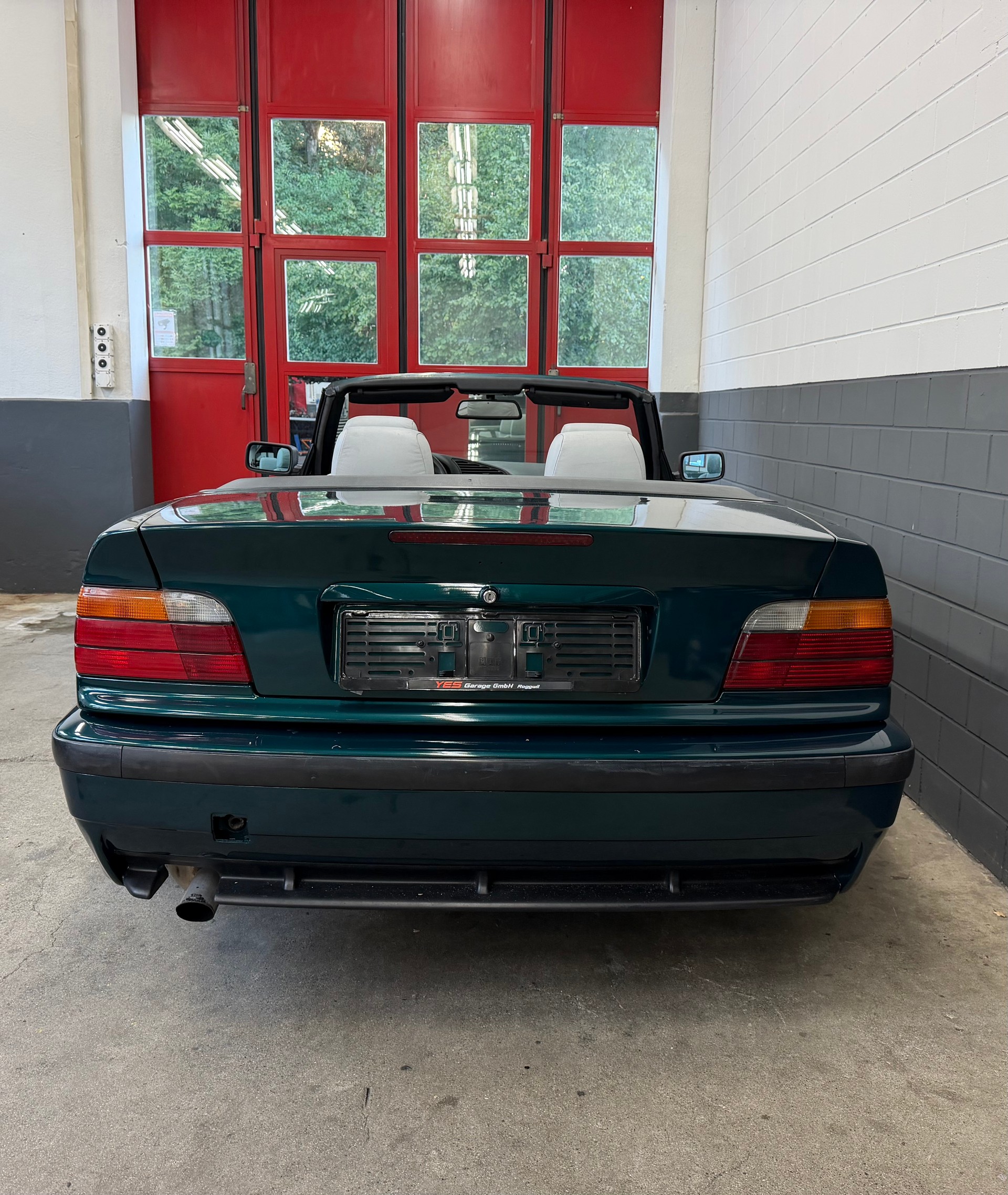 BMW 320i Cabrio Sport //NEU AB MFK!-image-7
