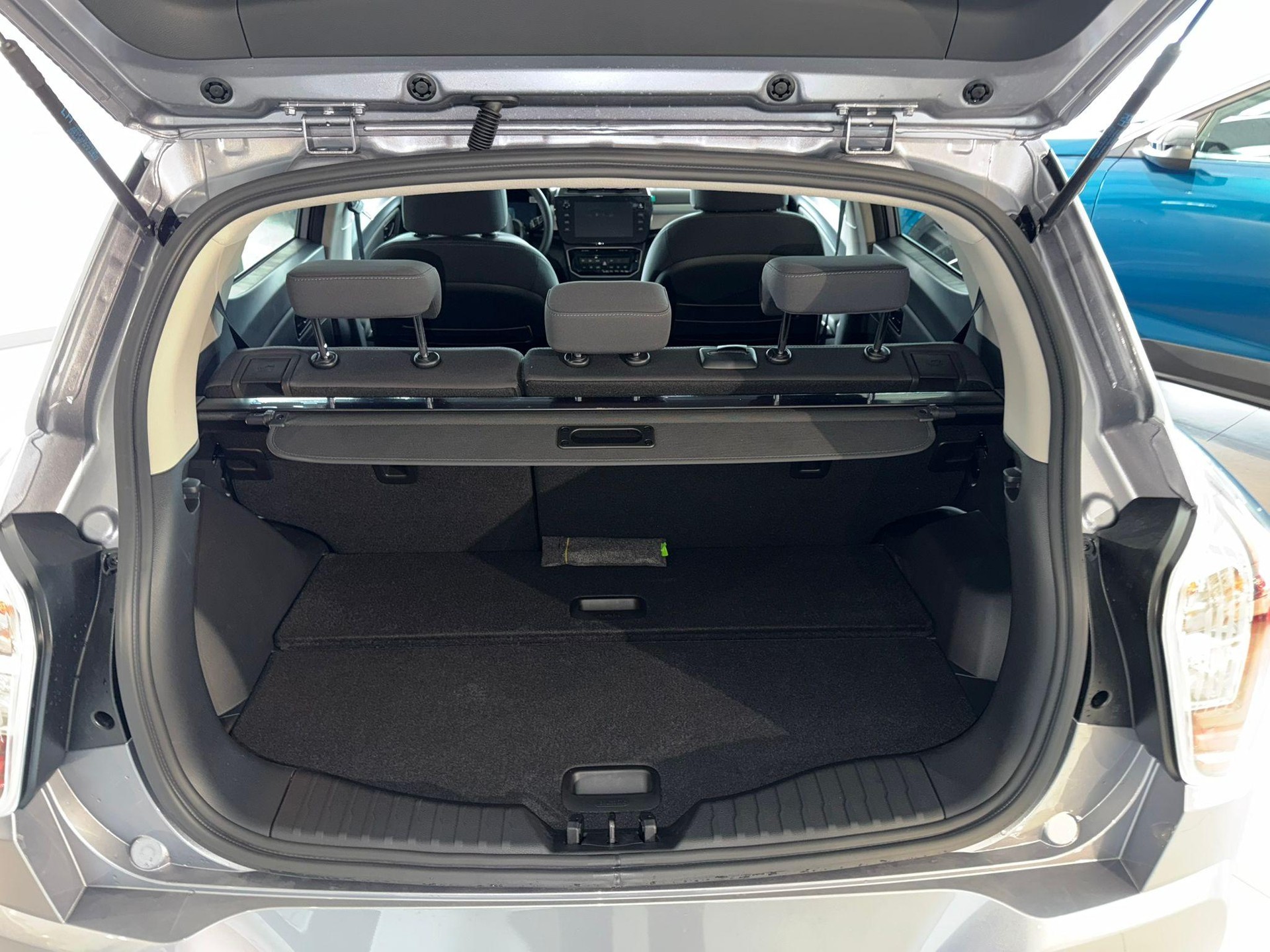 KGM-SsangYong Tivoli 1.5 T-Gdi Steel 4WD-image-3