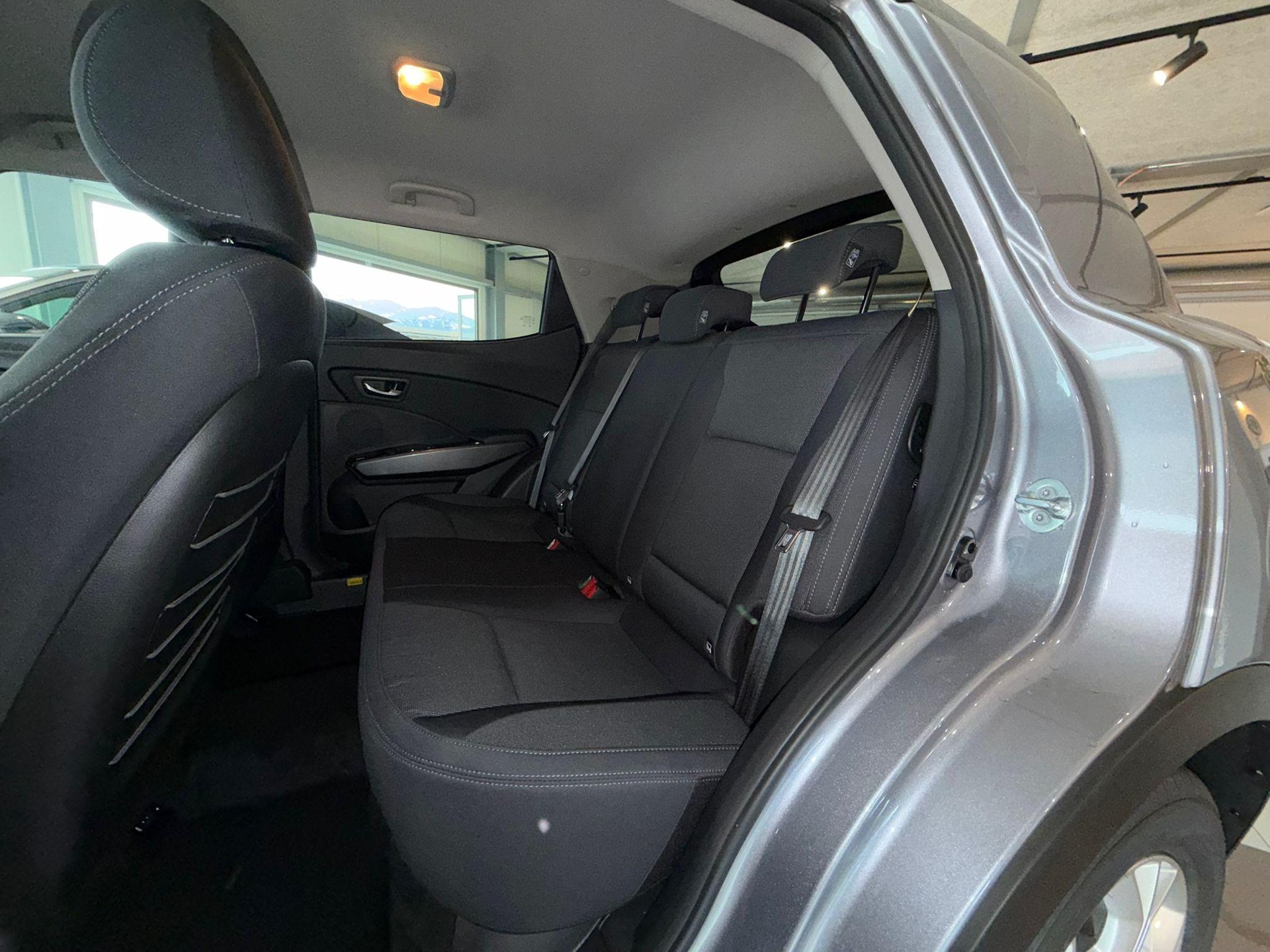 KGM-SsangYong Tivoli 1.5 T-Gdi Steel 4WD-image-8