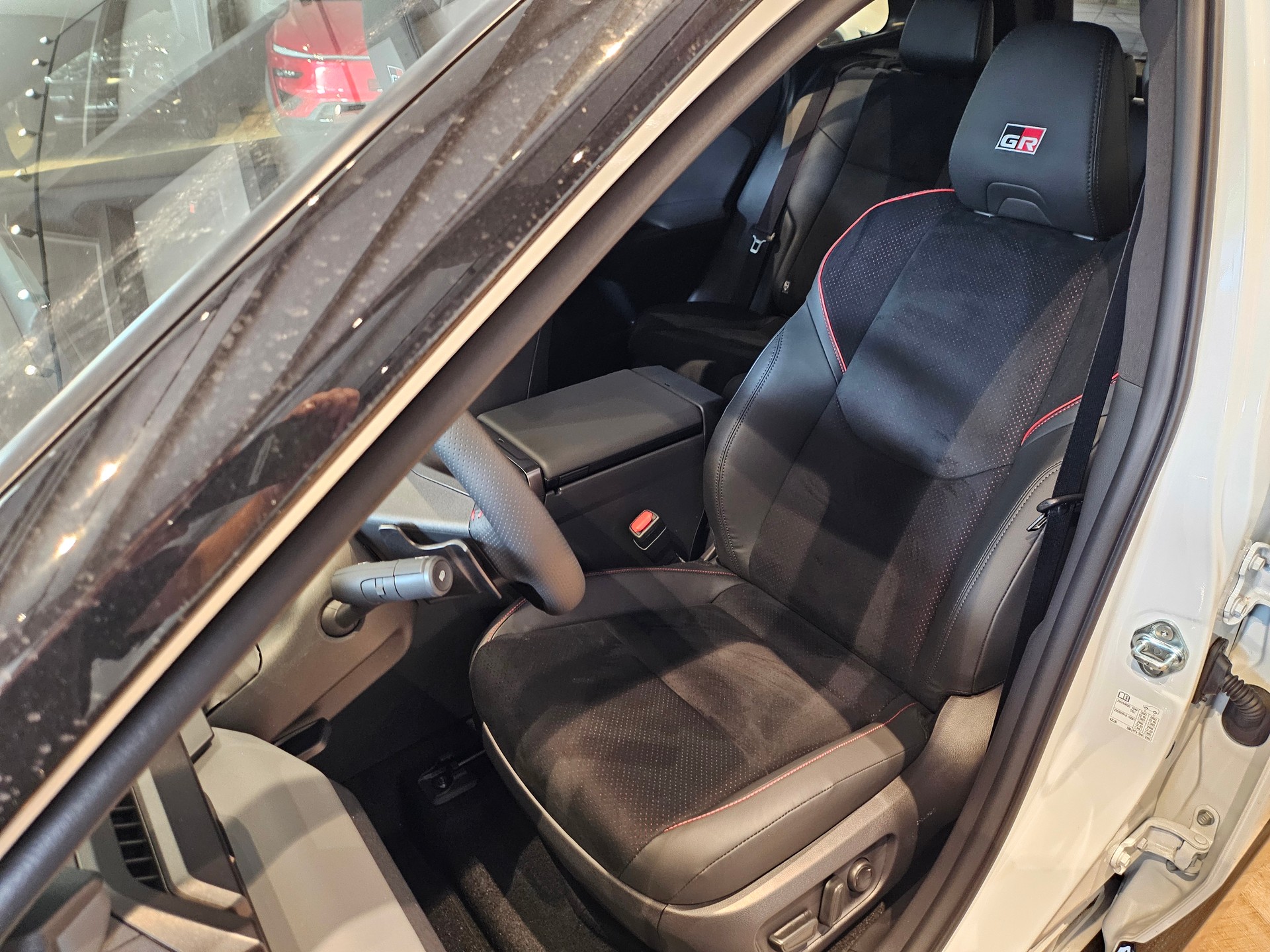 TOYOTA RAV-4 2.5 HSD GR Sport e-CVT 4WD🔥8-fach🔥-image-24