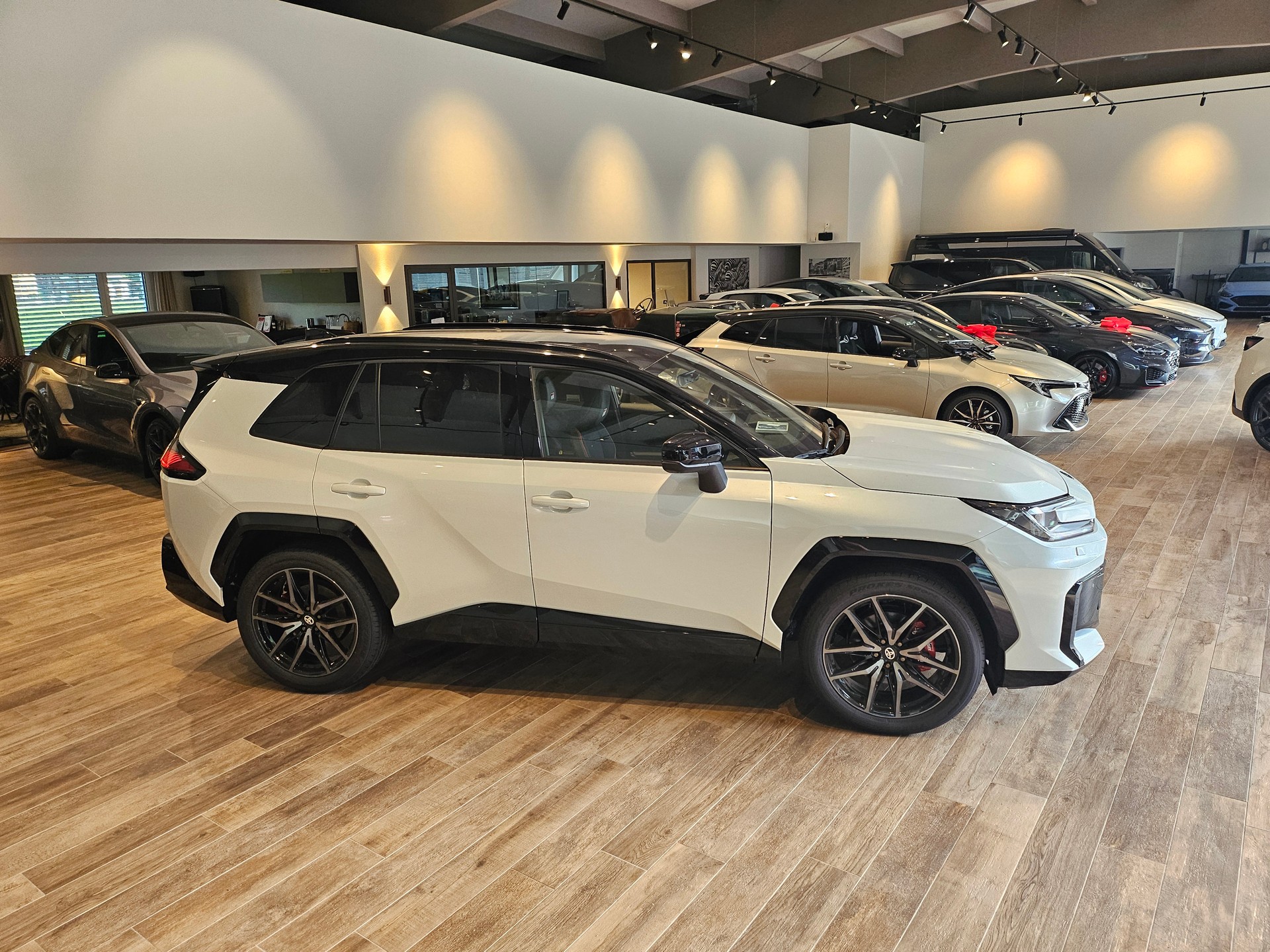 TOYOTA RAV-4 2.5 HSD GR Sport e-CVT 4WD🔥8-fach🔥-image-7