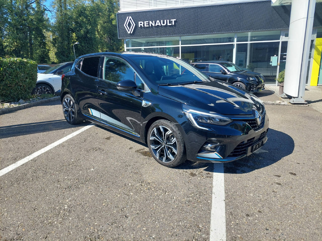 RENAULT Clio 1.6 E-Tech Edition One-image-0