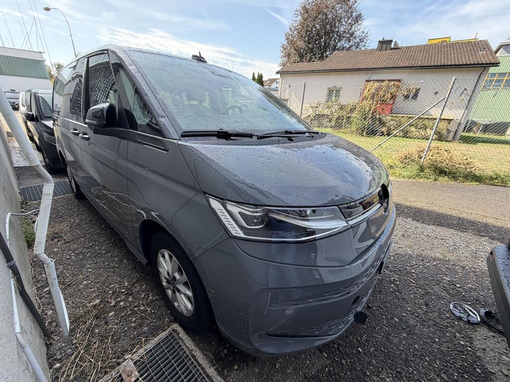 VW Multivan 2.0 TDI Life DSG Lang-image-0
