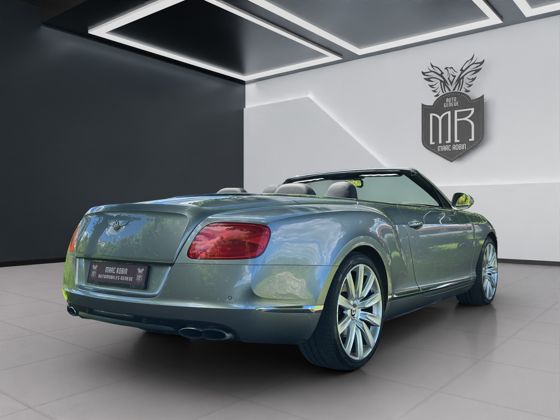 BENTLEY Continental GTC 4.0 V8-image-3