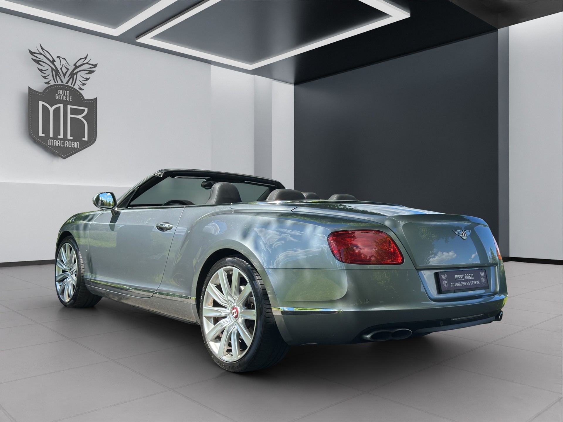 BENTLEY Continental GTC 4.0 V8-image-5