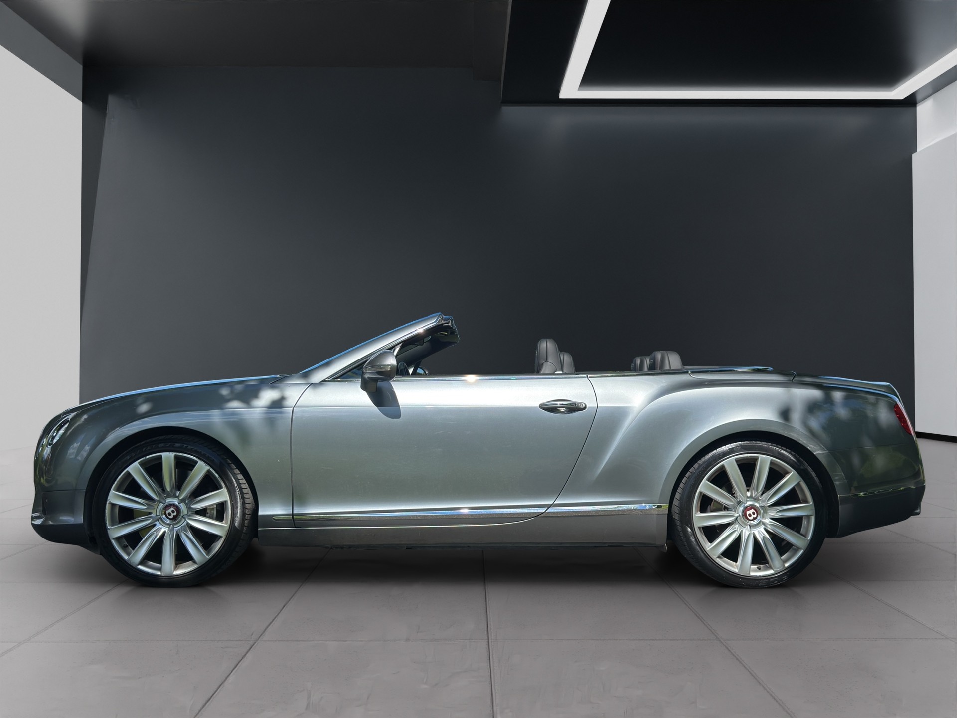 BENTLEY Continental GTC 4.0 V8-image-6